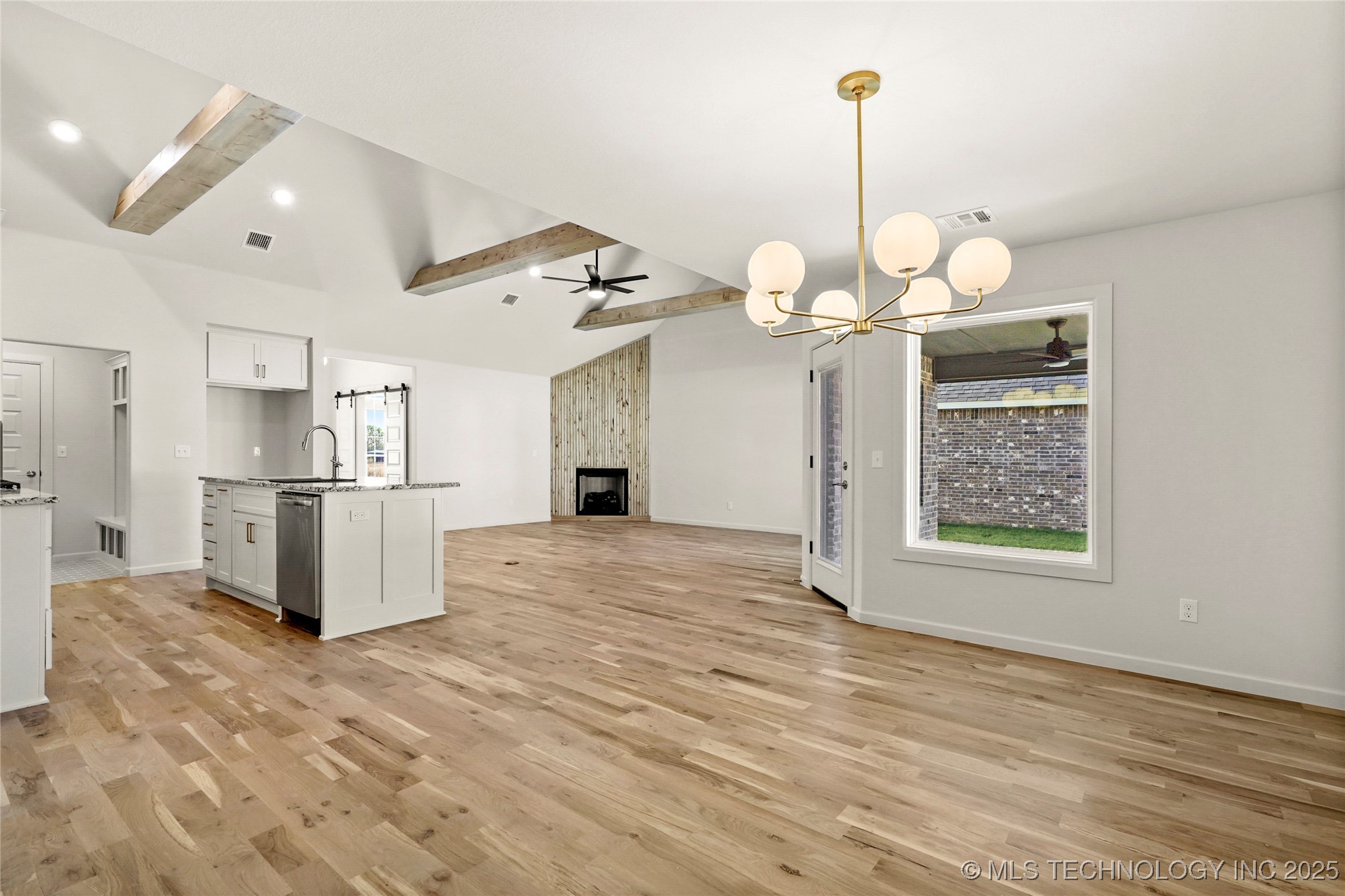 22775 E 107th Street S Property Photo 12