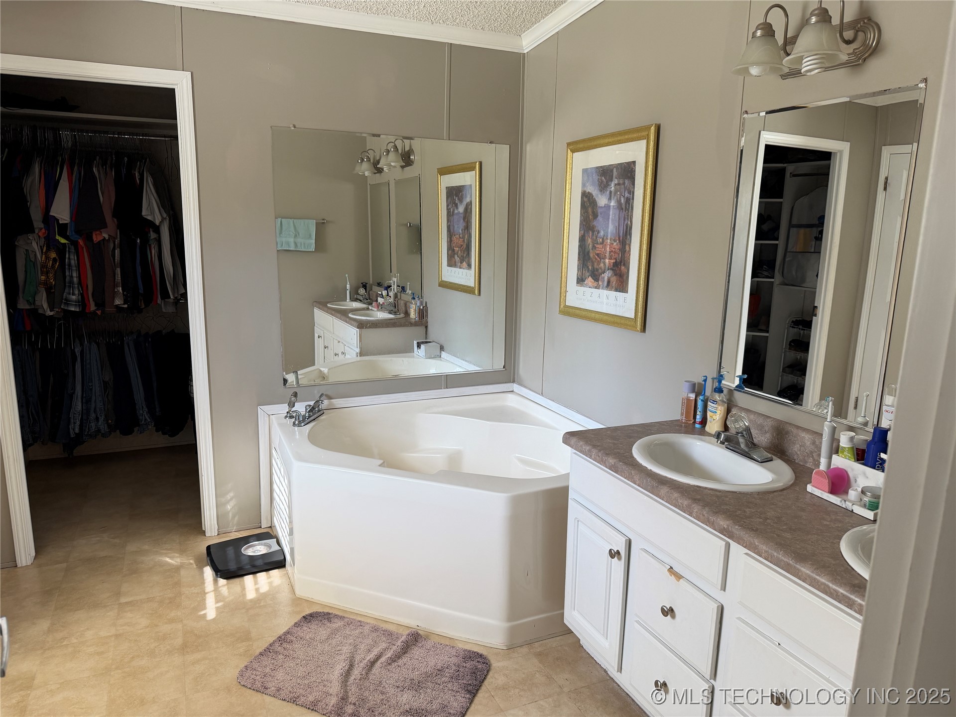 12389 S Chisolm Property Photo 17