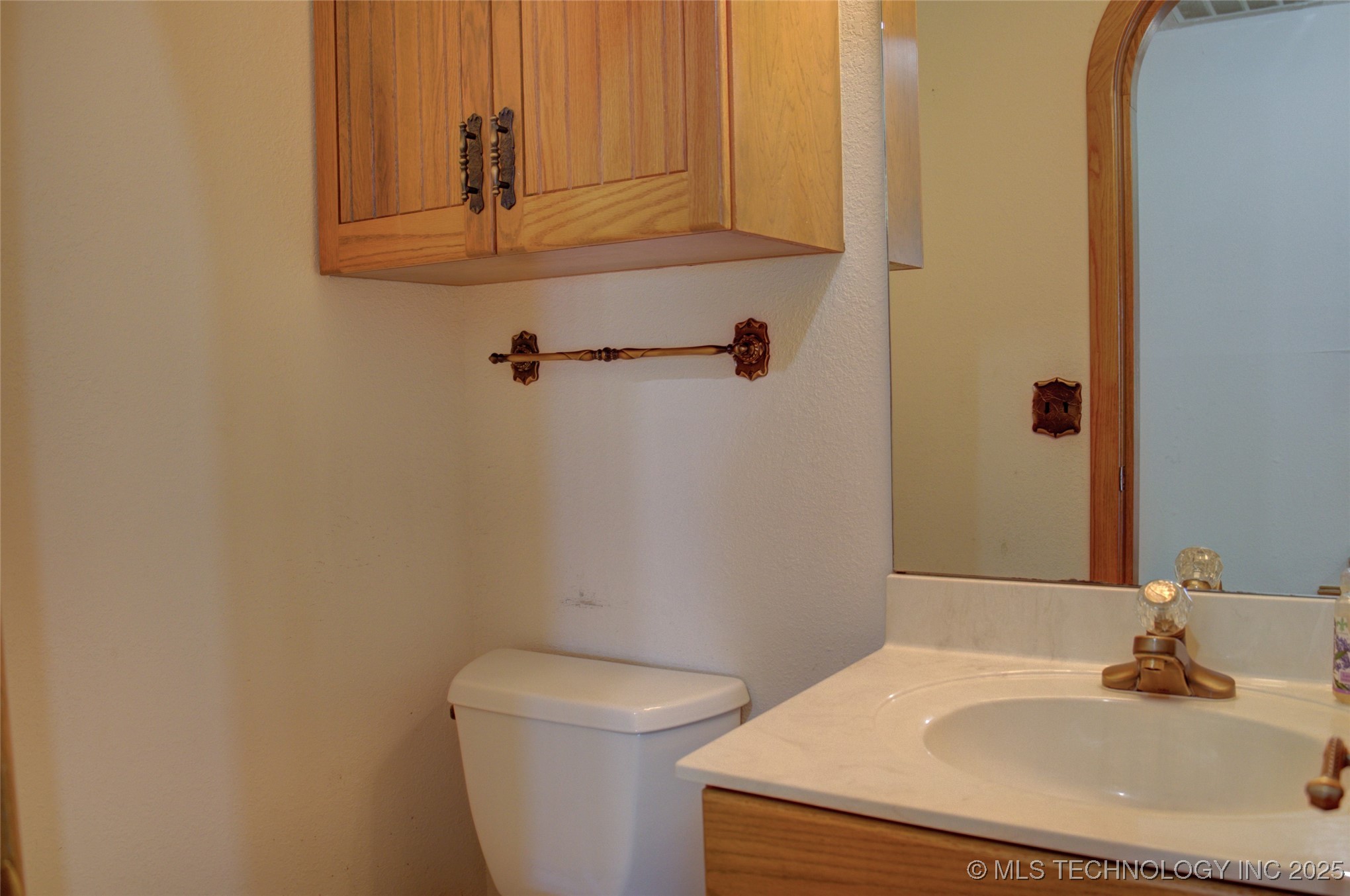17808 S 129th East Avenue Property Photo 6
