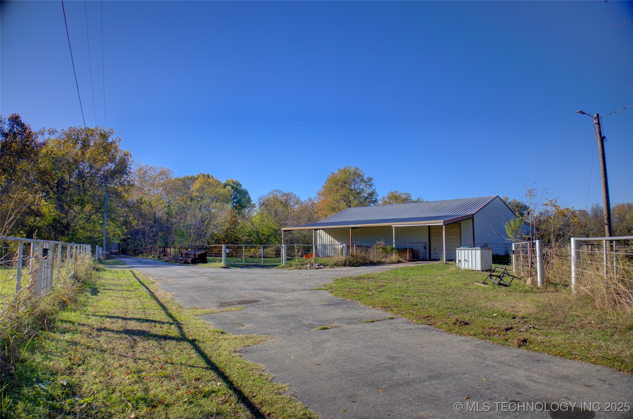 17808 S 129th East Avenue Property Photo 59