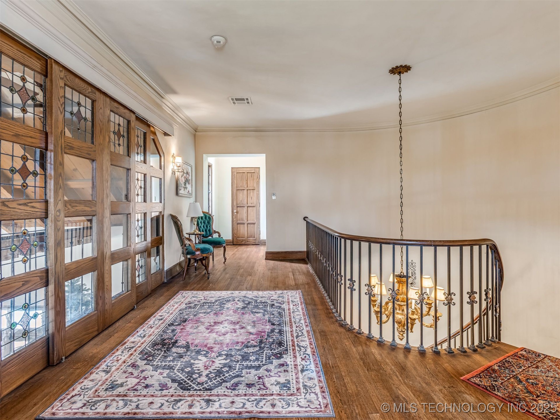 2400 Terrace Drive Property Photo 15