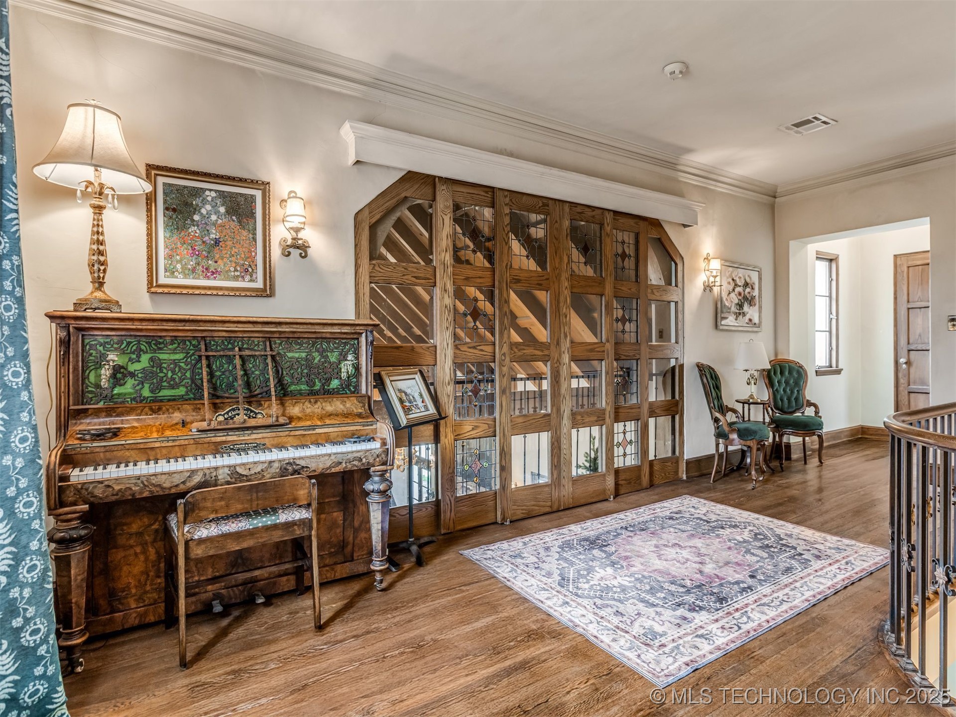 2400 Terrace Drive Property Photo 16