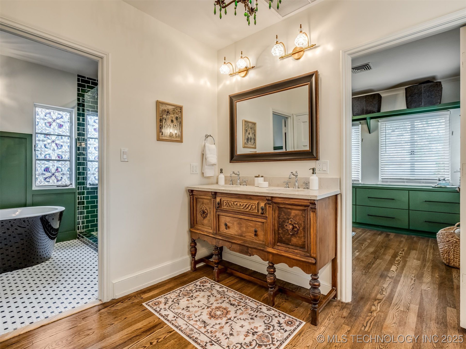 2400 Terrace Drive Property Photo 22