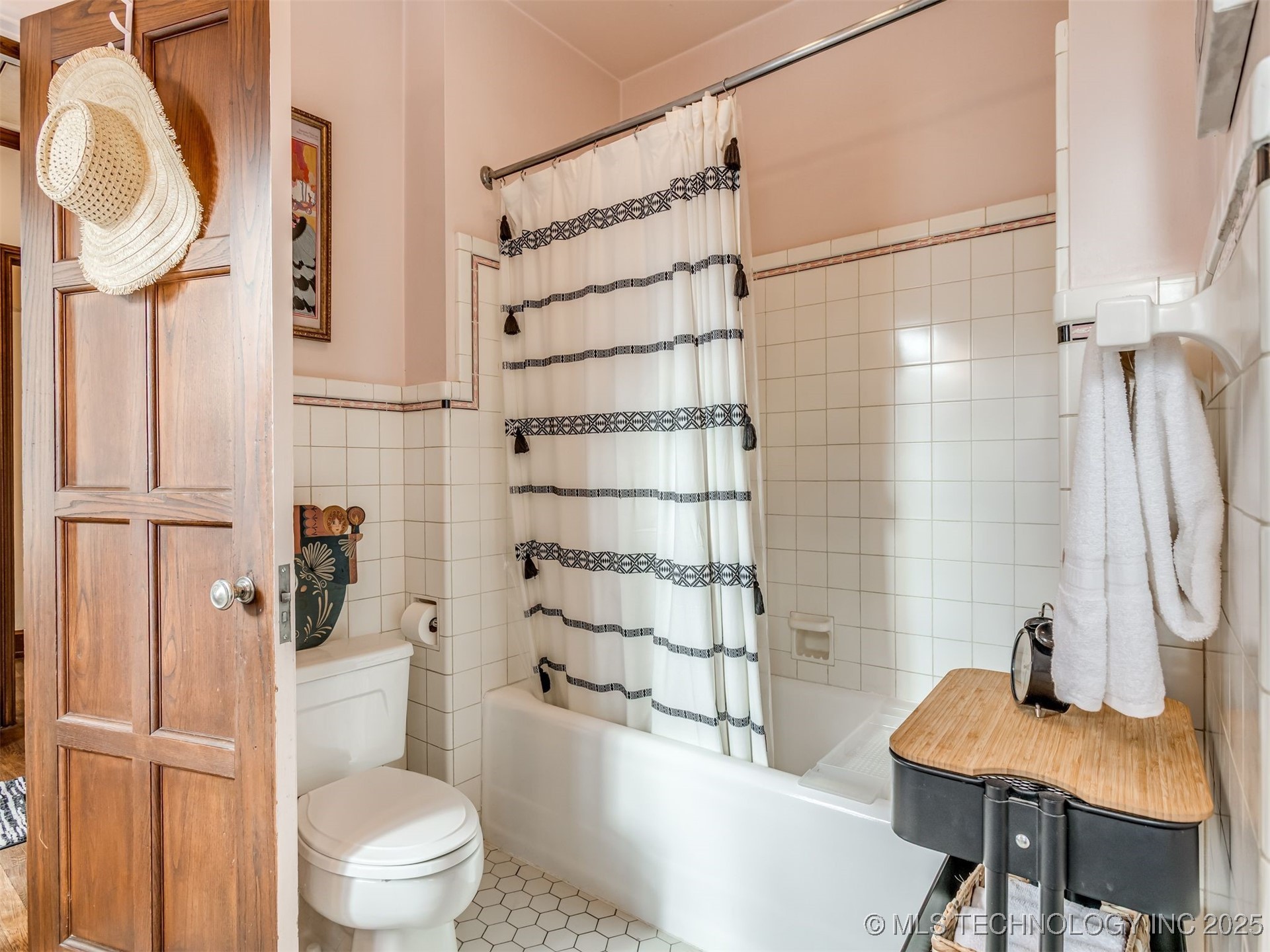 2400 Terrace Drive Property Photo 32