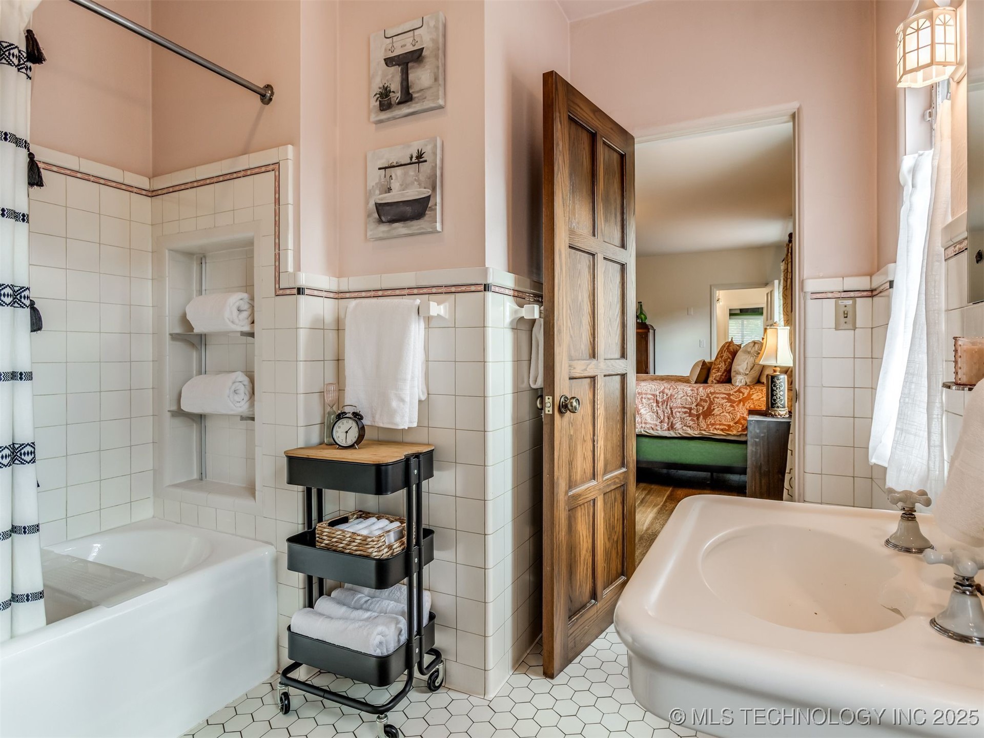 2400 Terrace Drive Property Photo 33