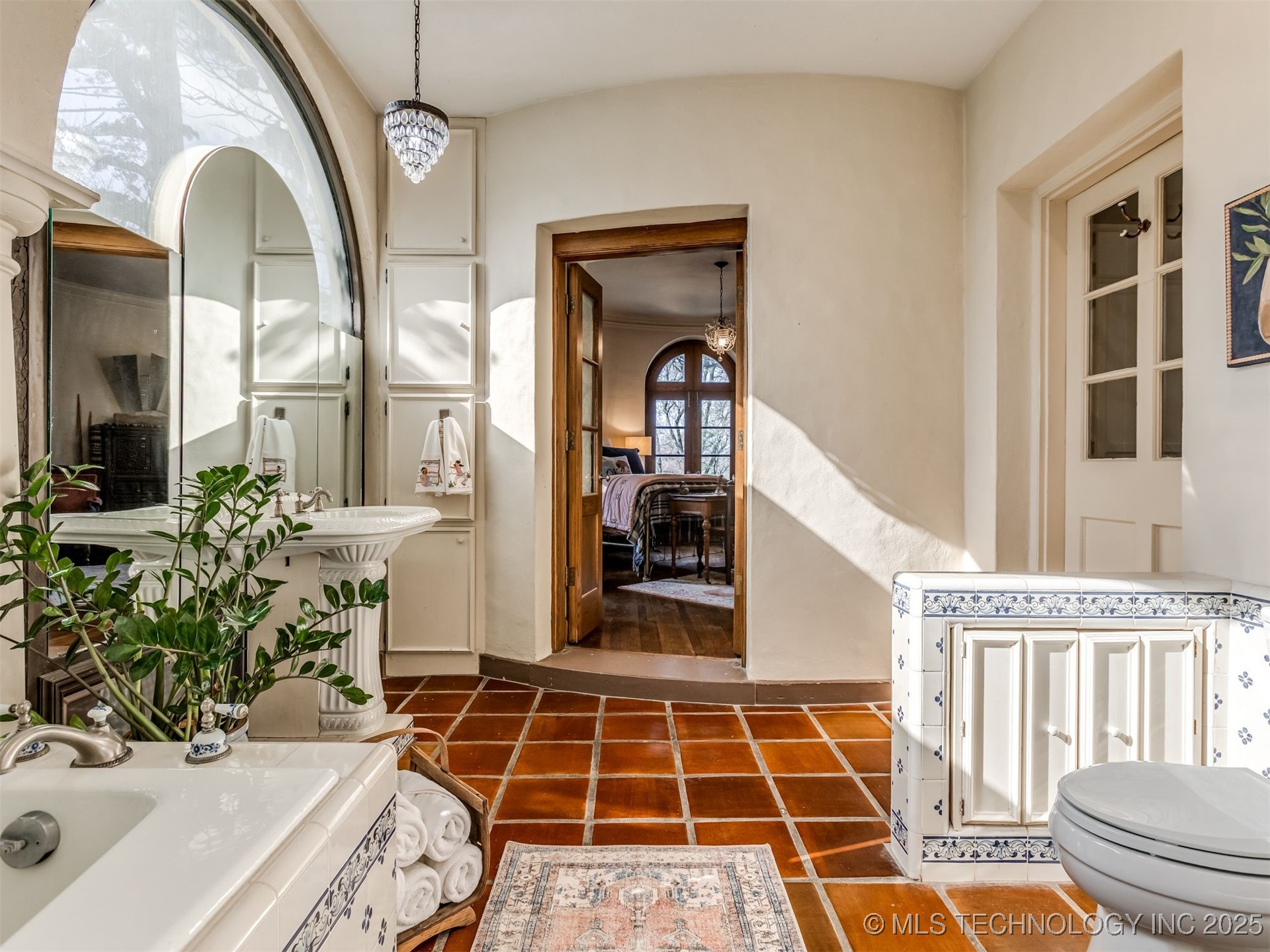 2400 Terrace Drive Property Photo 39