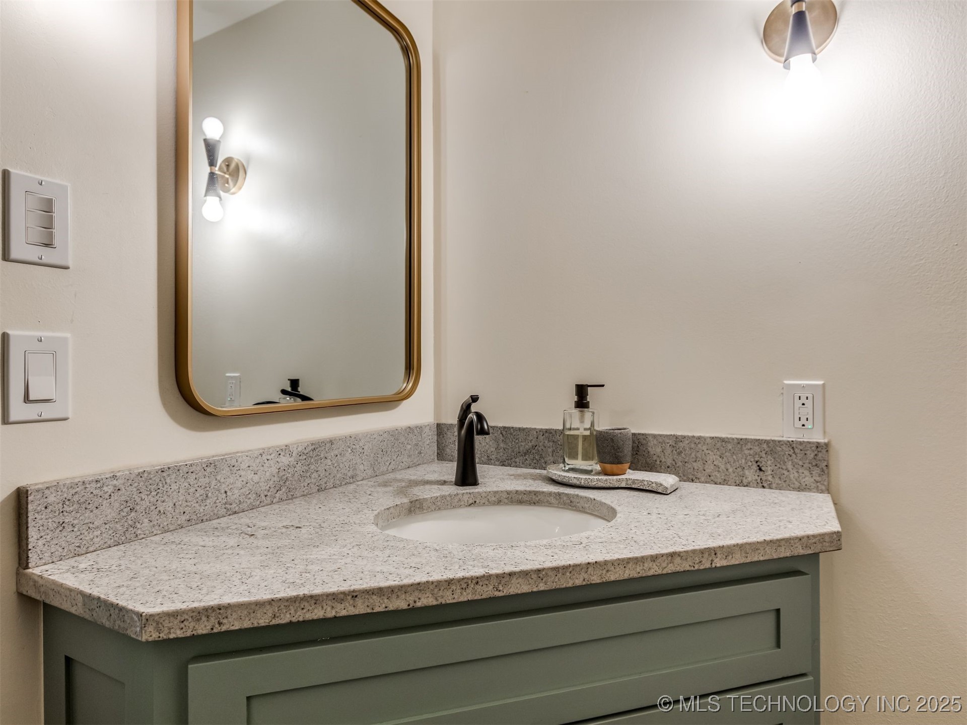 2400 Terrace Drive Property Photo 76