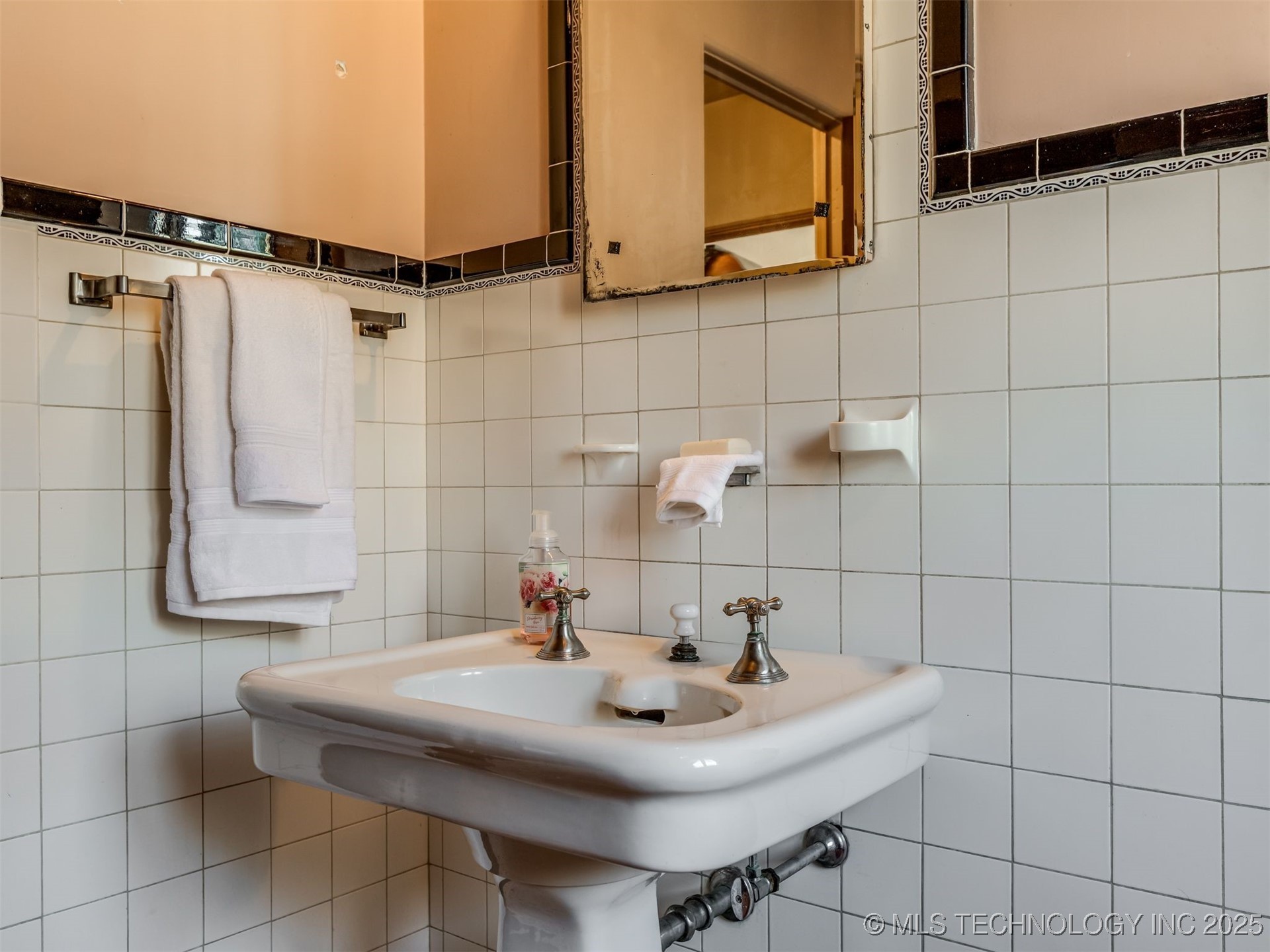 2400 Terrace Drive Property Photo 83