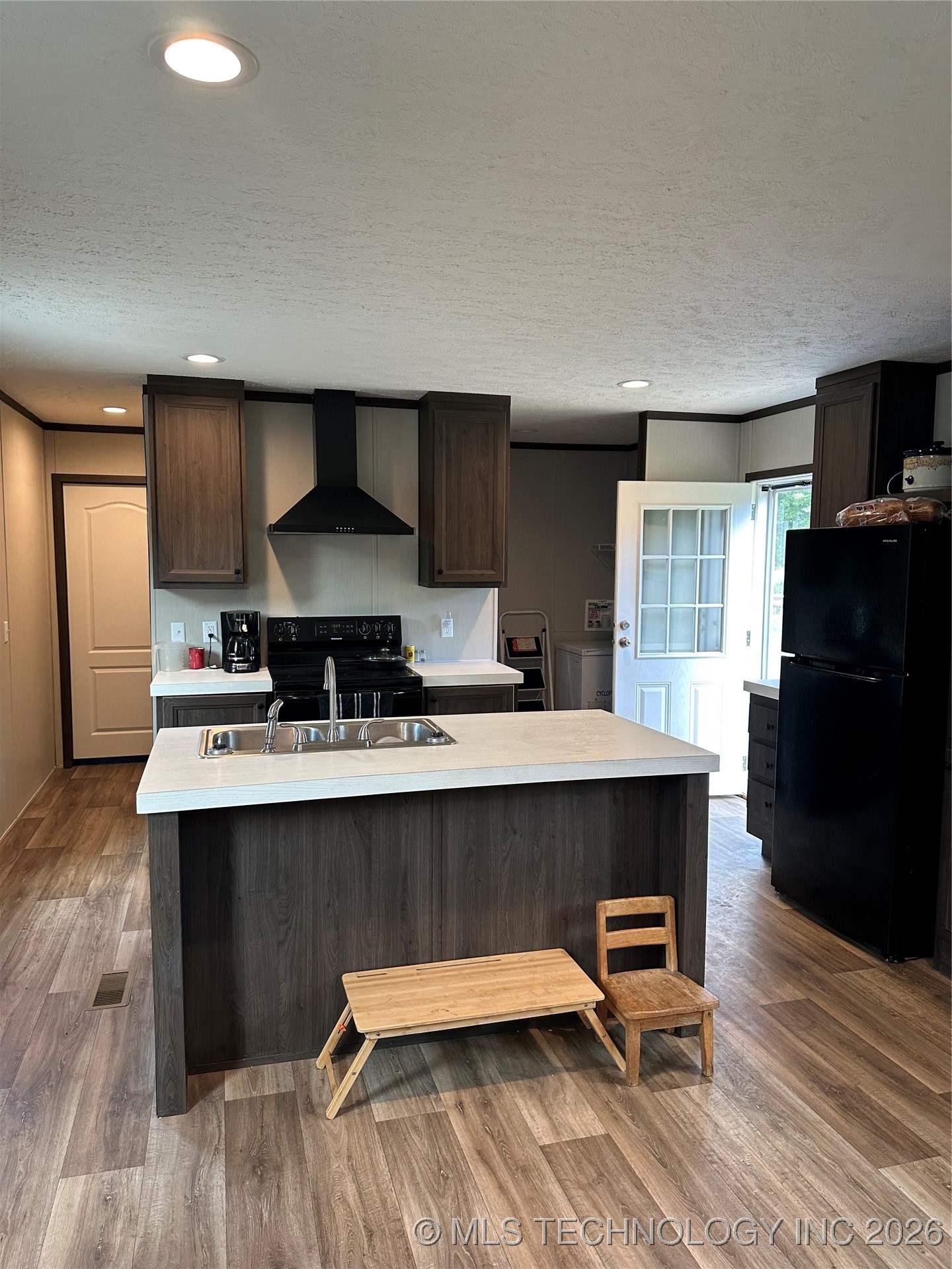 413 State Highway 1e Property Photo 13