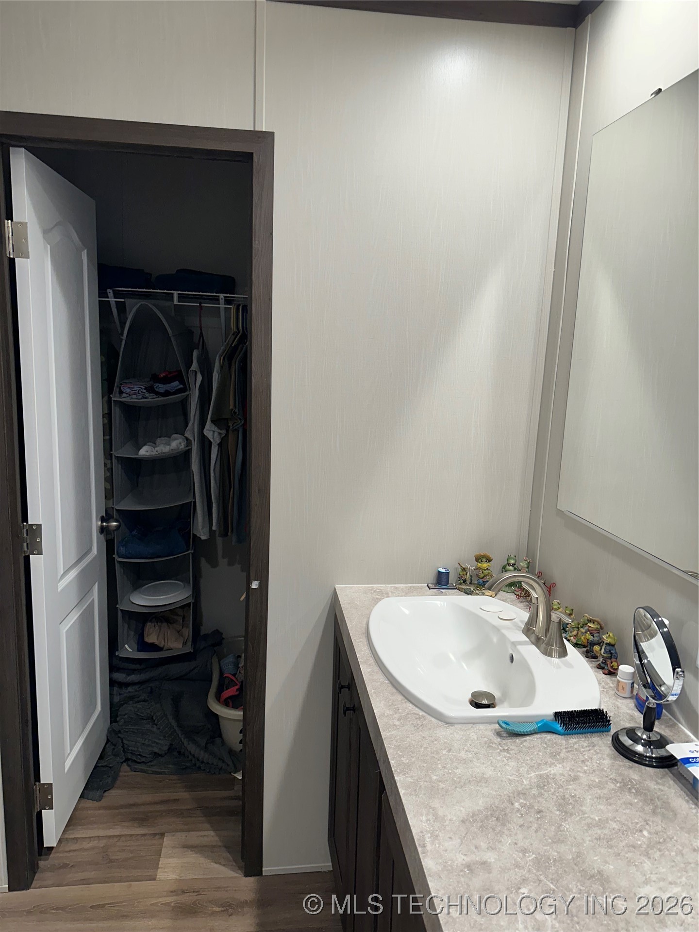 413 State Highway 1e Property Photo 17