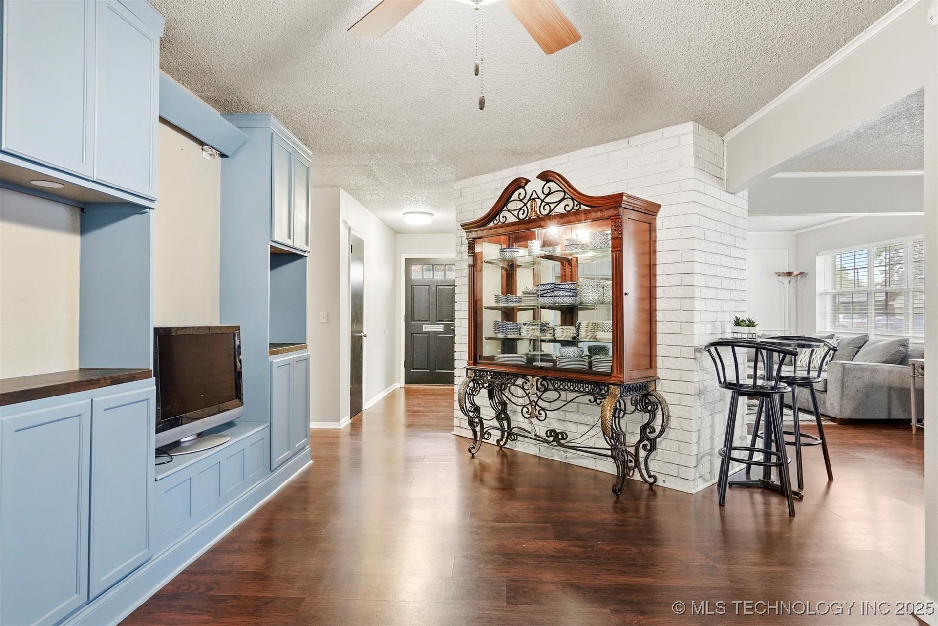 3705 S 96th East Avenue Property Photo 5