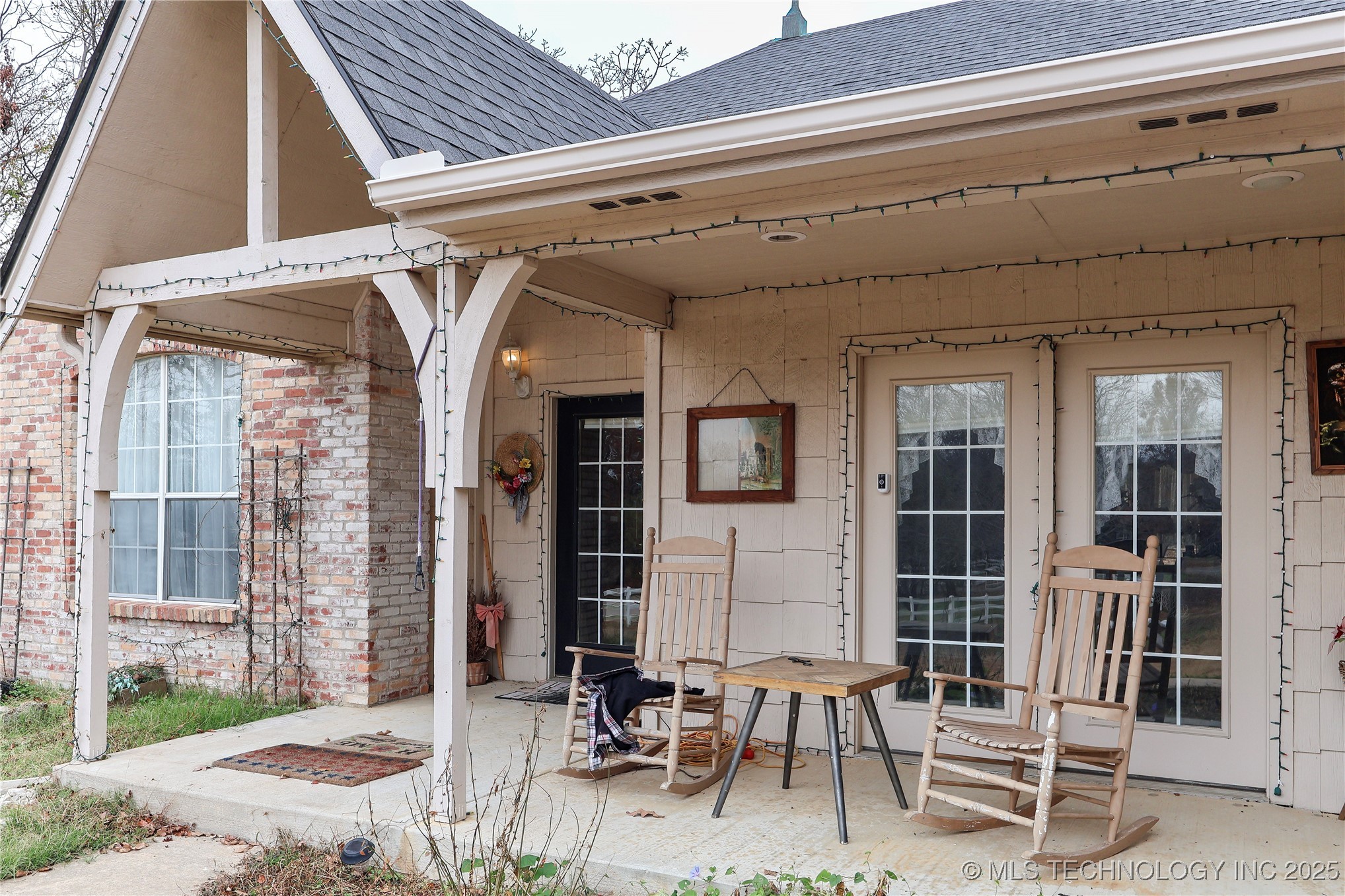 5117 Woodland Drive Property Photo 6