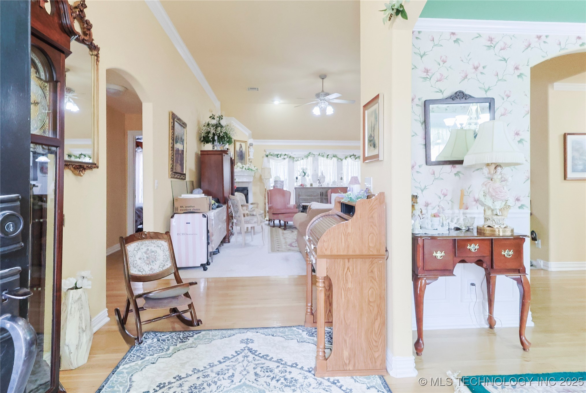 5117 Woodland Drive Property Photo 8