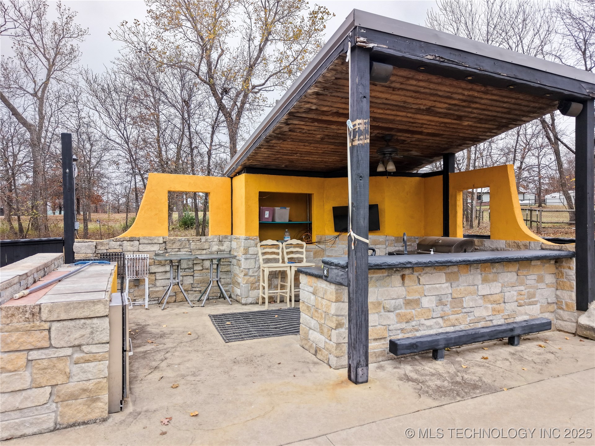 5117 Woodland Drive Property Photo 36