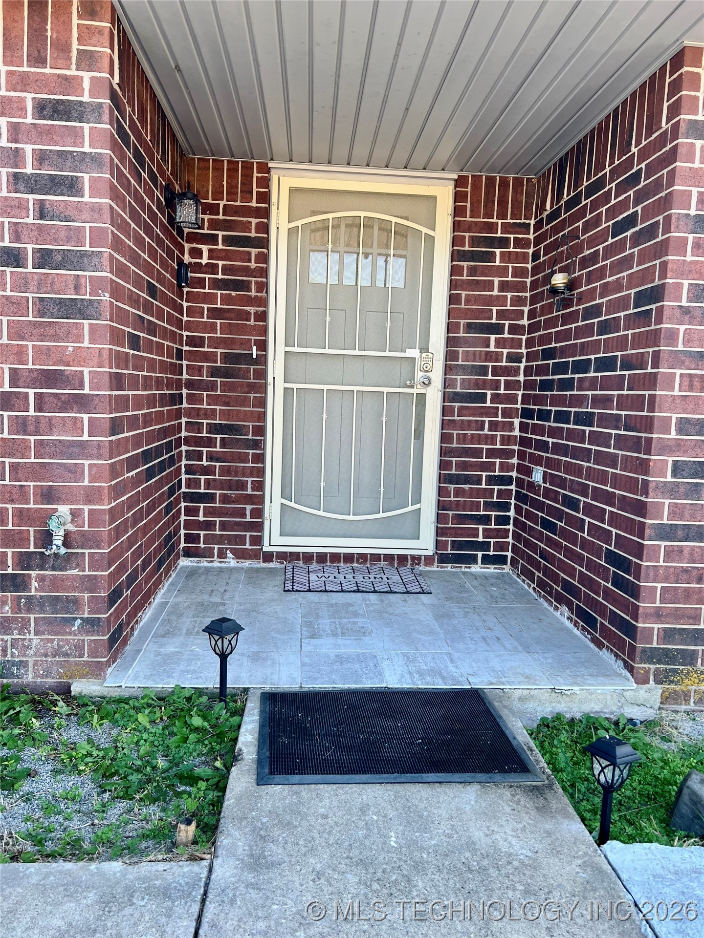 9892 Buckaloo Bend Road Property Photo 2