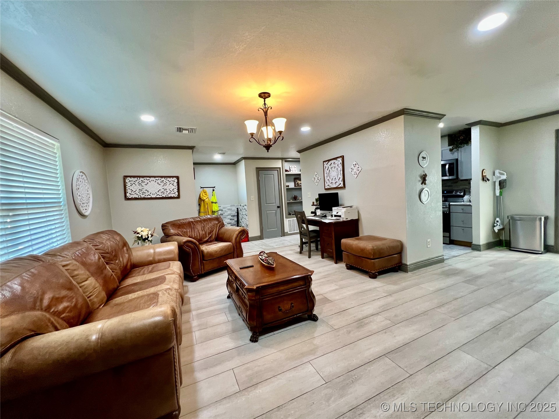 9892 Buckaloo Bend Road Property Photo 8