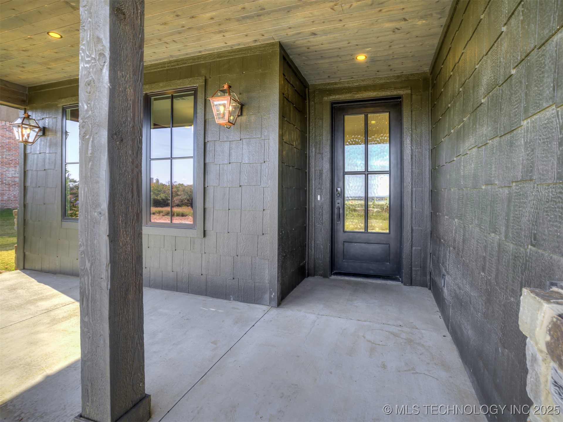 12165 Sunrise Ridge Loop Property Photo 4