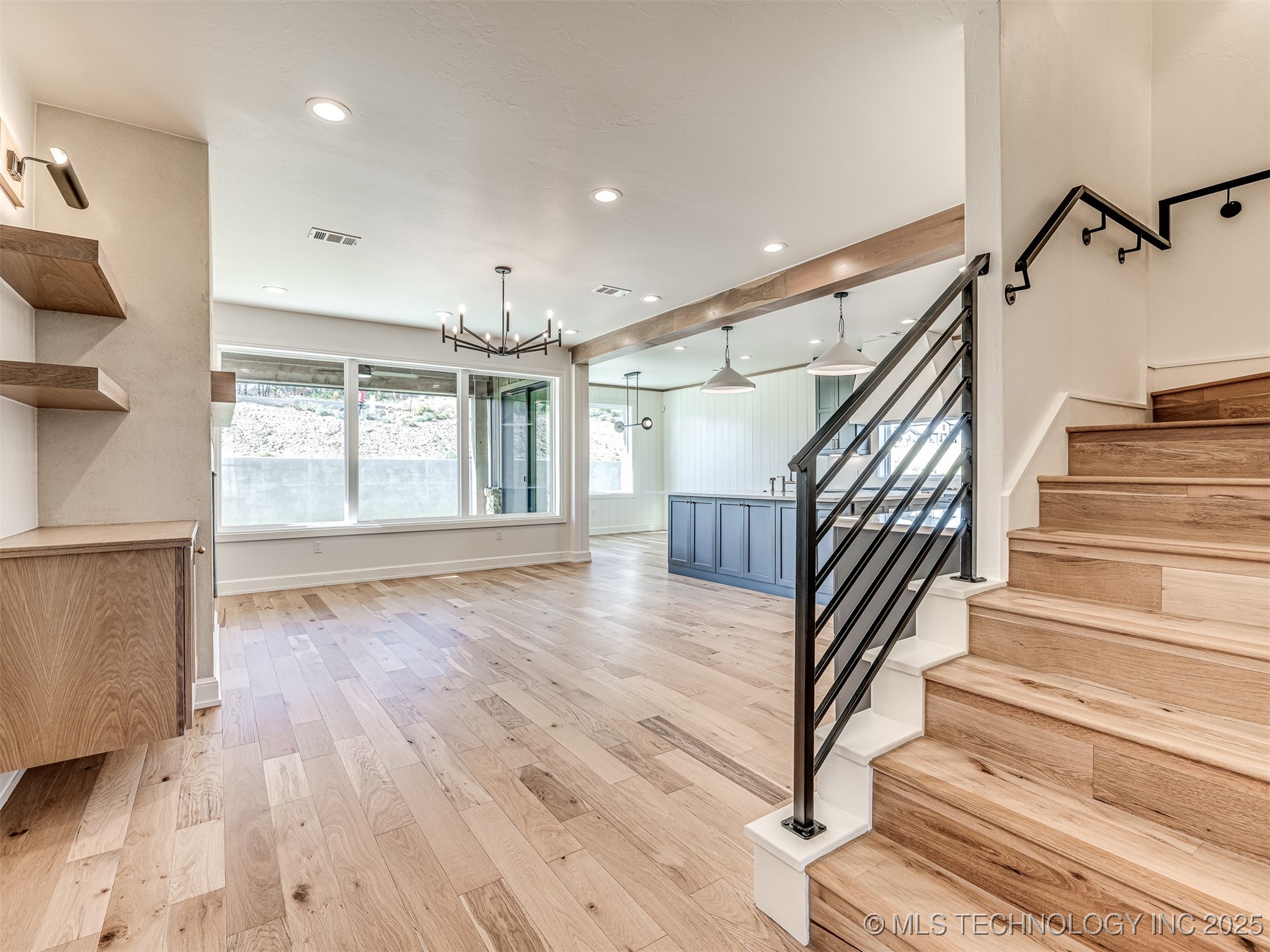 12165 Sunrise Ridge Loop Property Photo 11