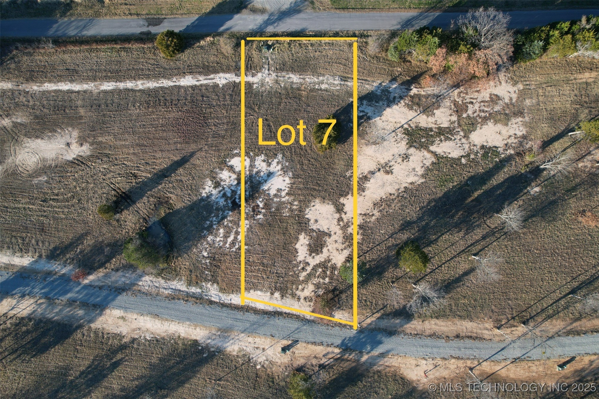 7 Kathy Lane Property Photo 2