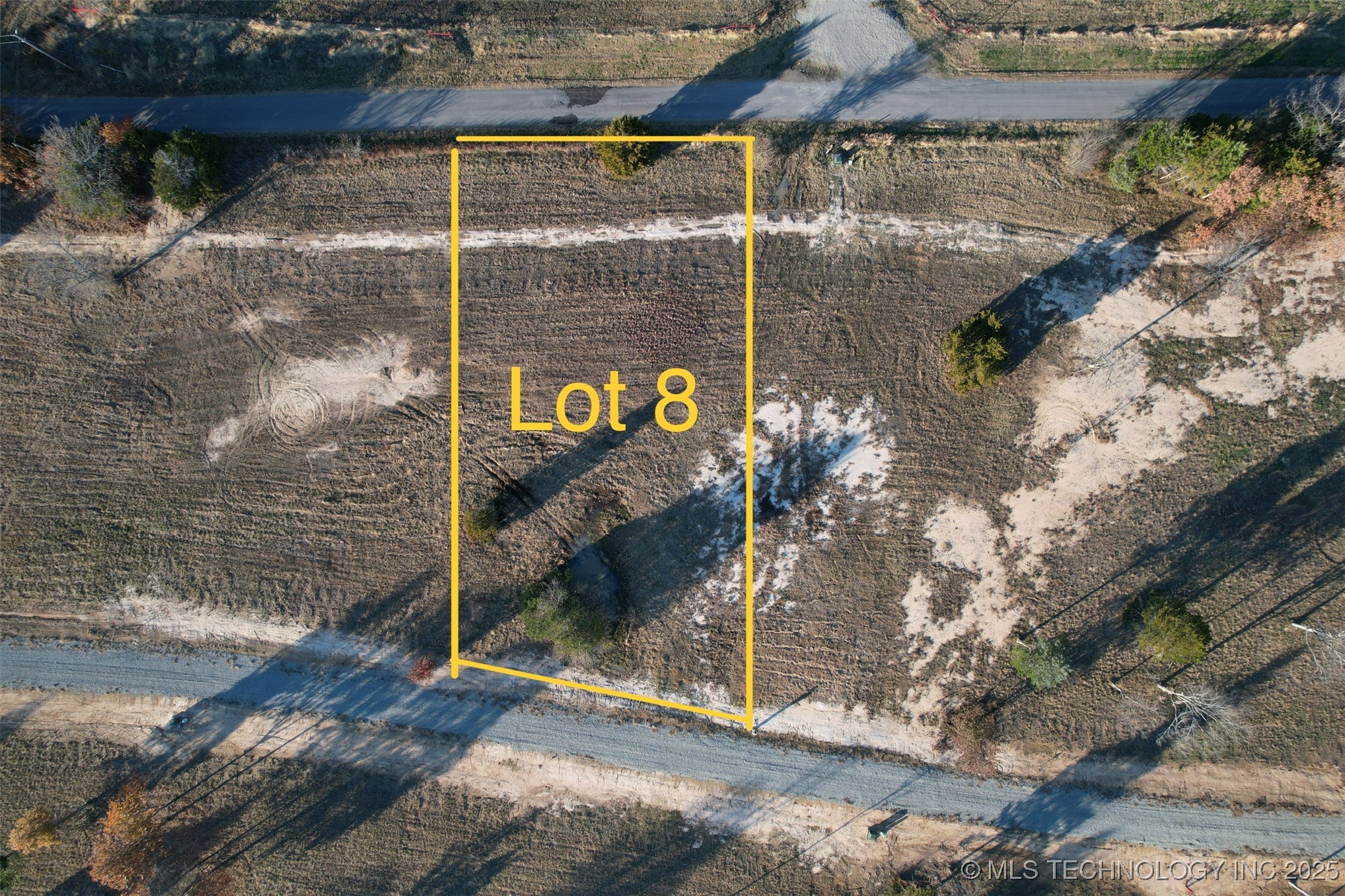 8 Kathy Lane Property Photo 2