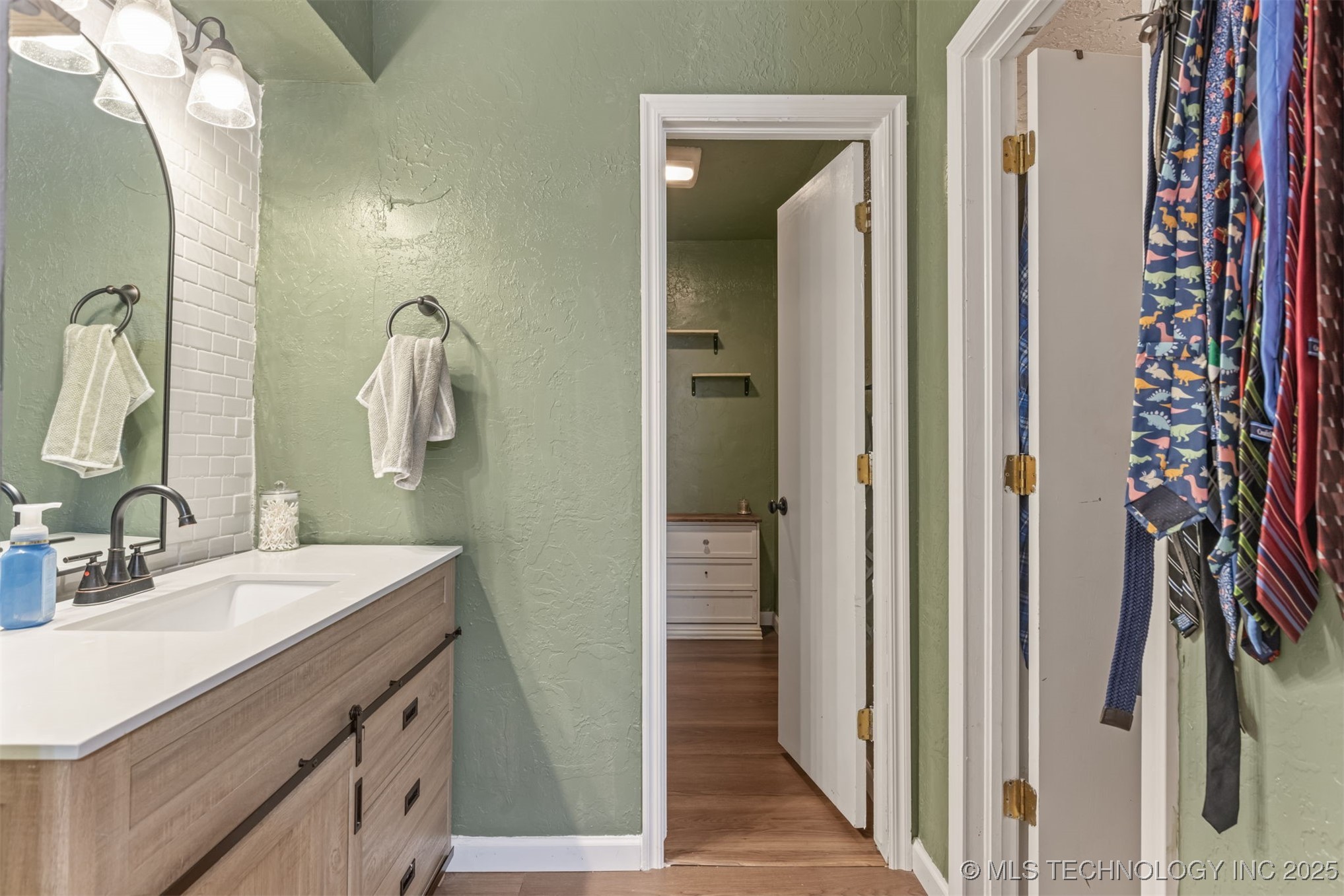 1413 W Ocala Street Property Photo 30