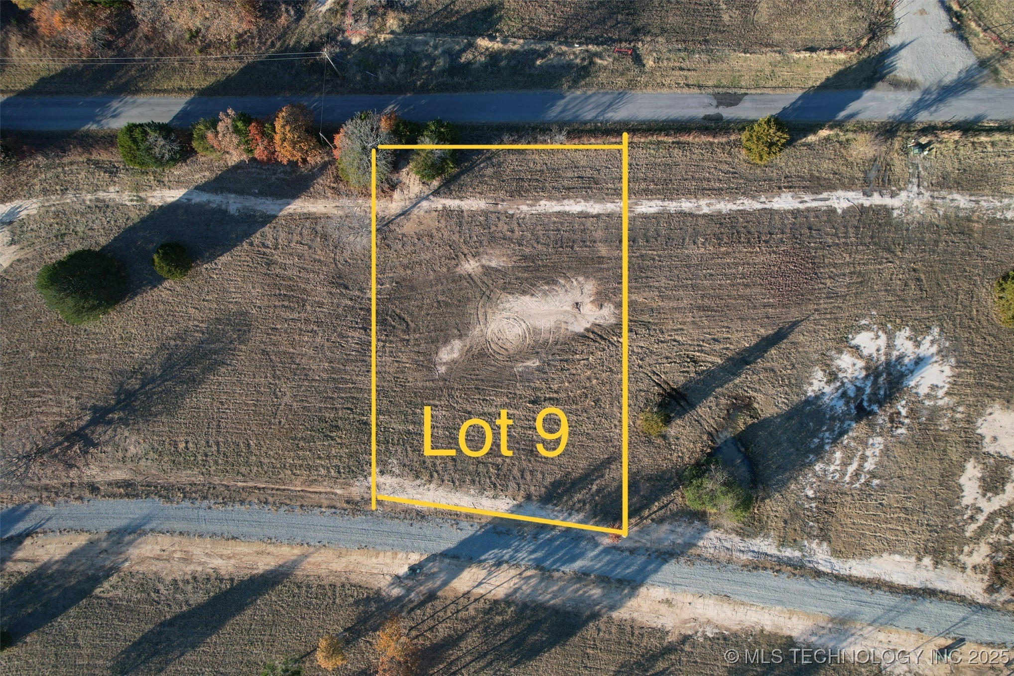 9 Kathy Lane Property Photo 2