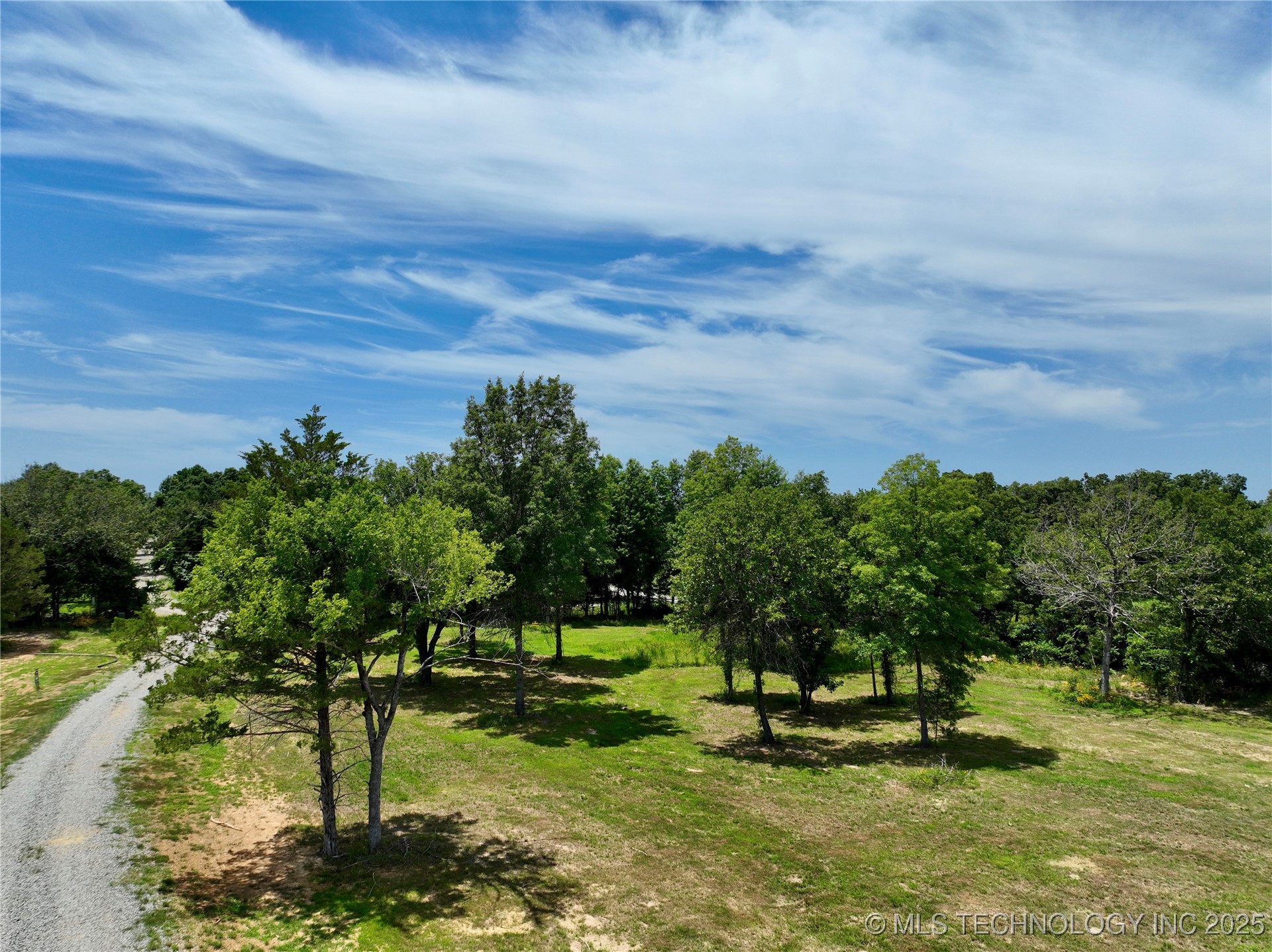 9 Kathy Lane Property Photo 43