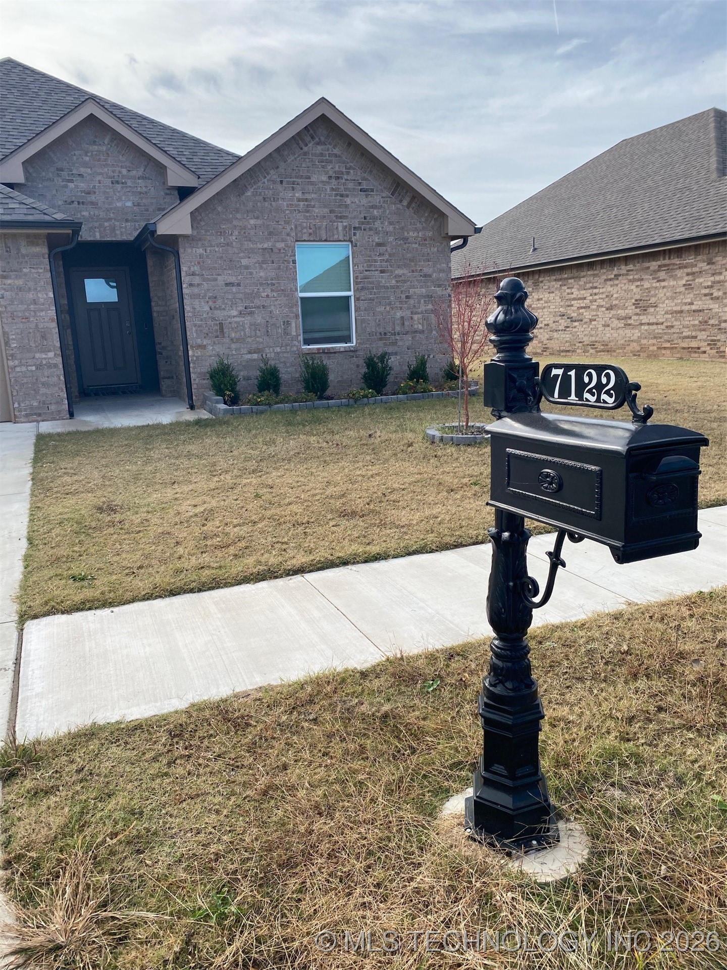 7122 E 155th Place S Property Photo 28