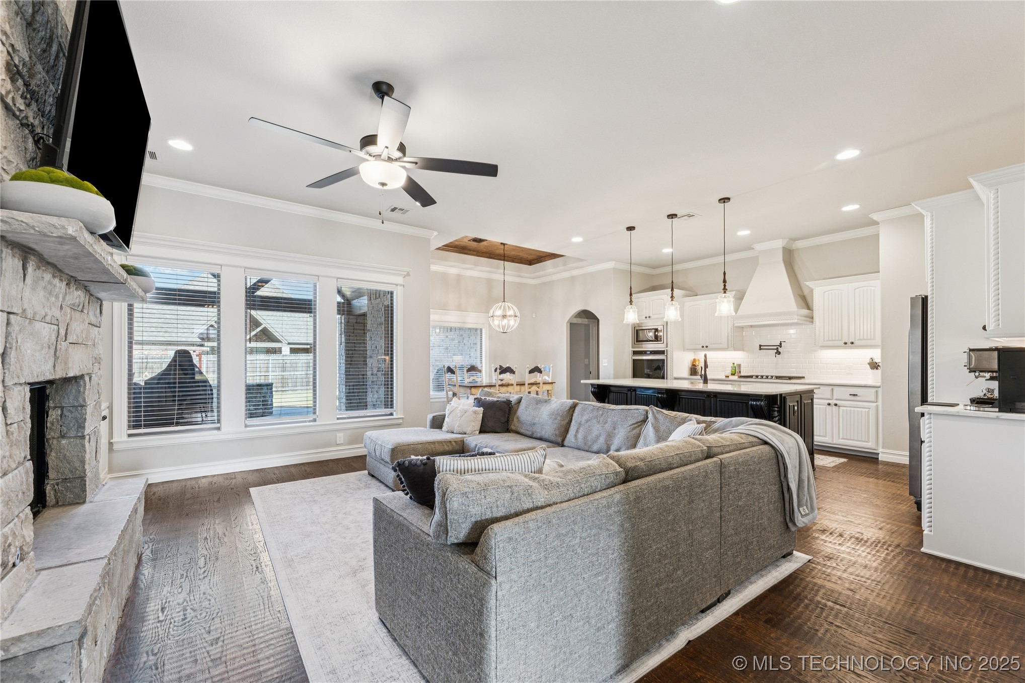 2920 E Portland Place Property Photo 10