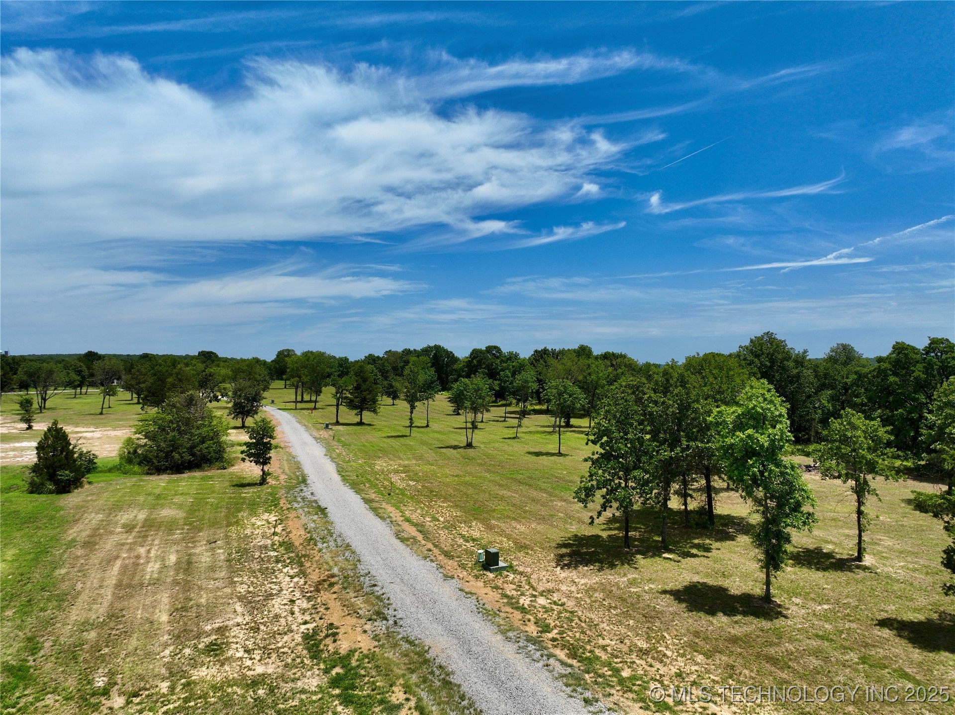 13 Kathy Lane Property Photo 44