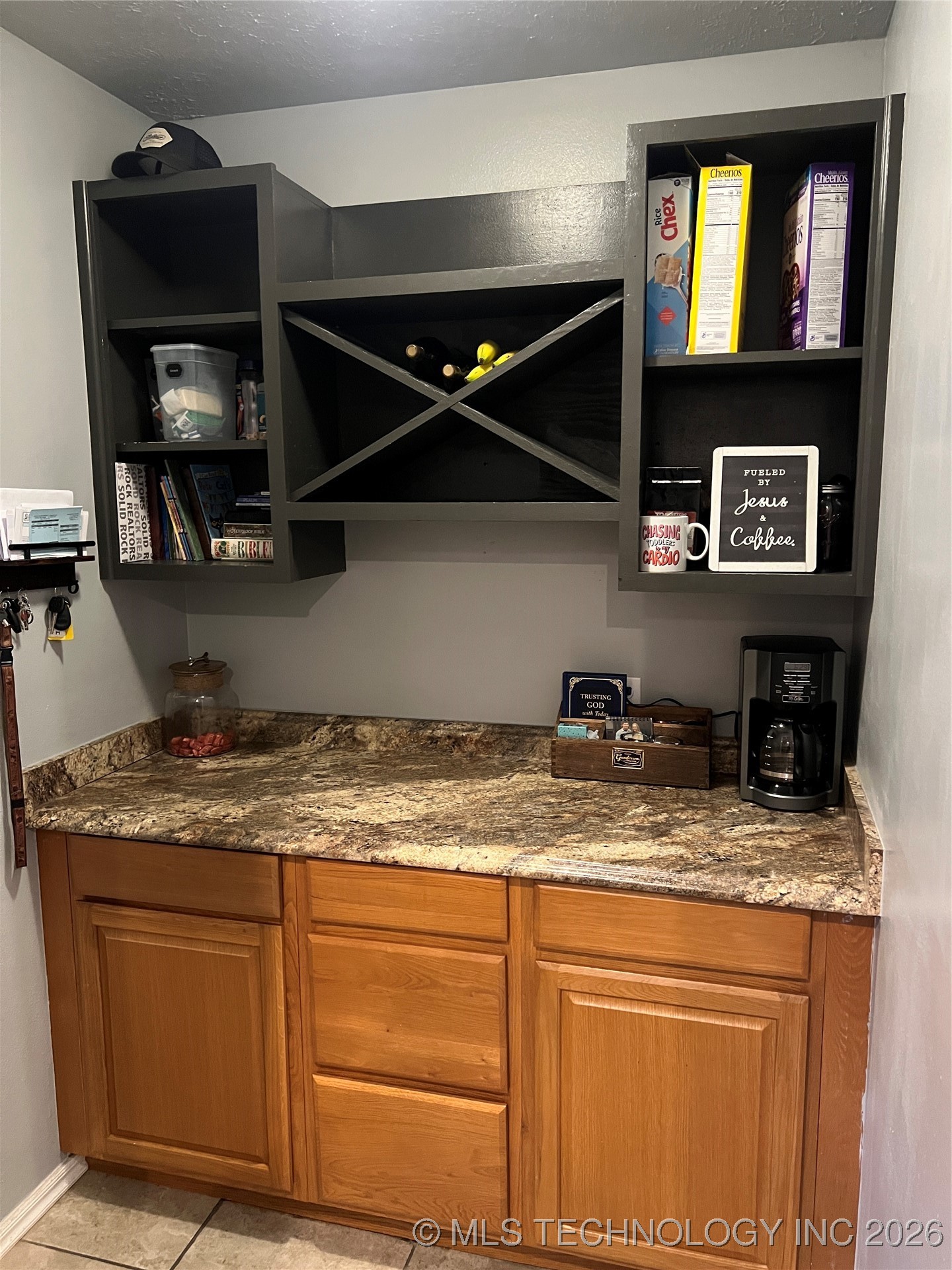 213 E Sunday Avenue Property Photo 9