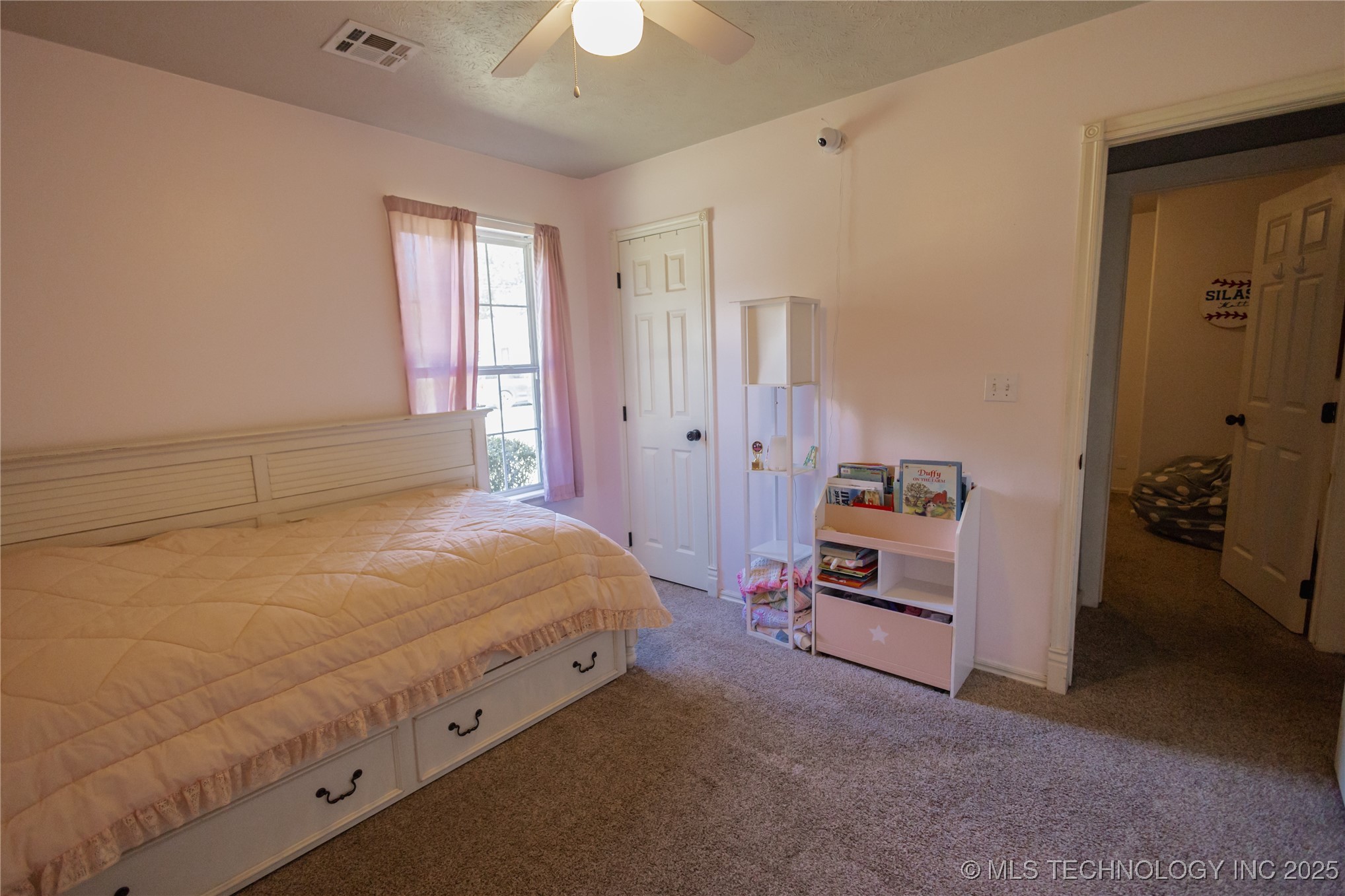 213 E Sunday Avenue Property Photo 10