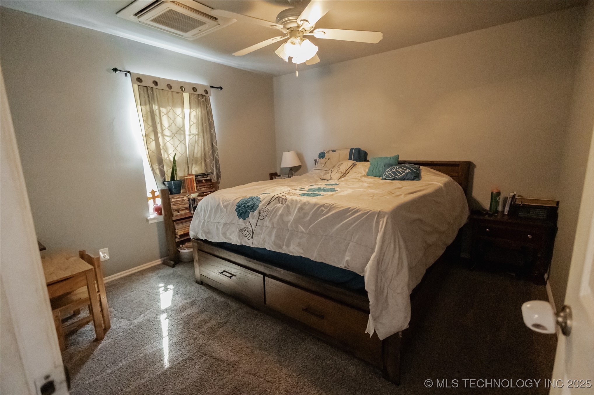 213 E Sunday Avenue Property Photo 18