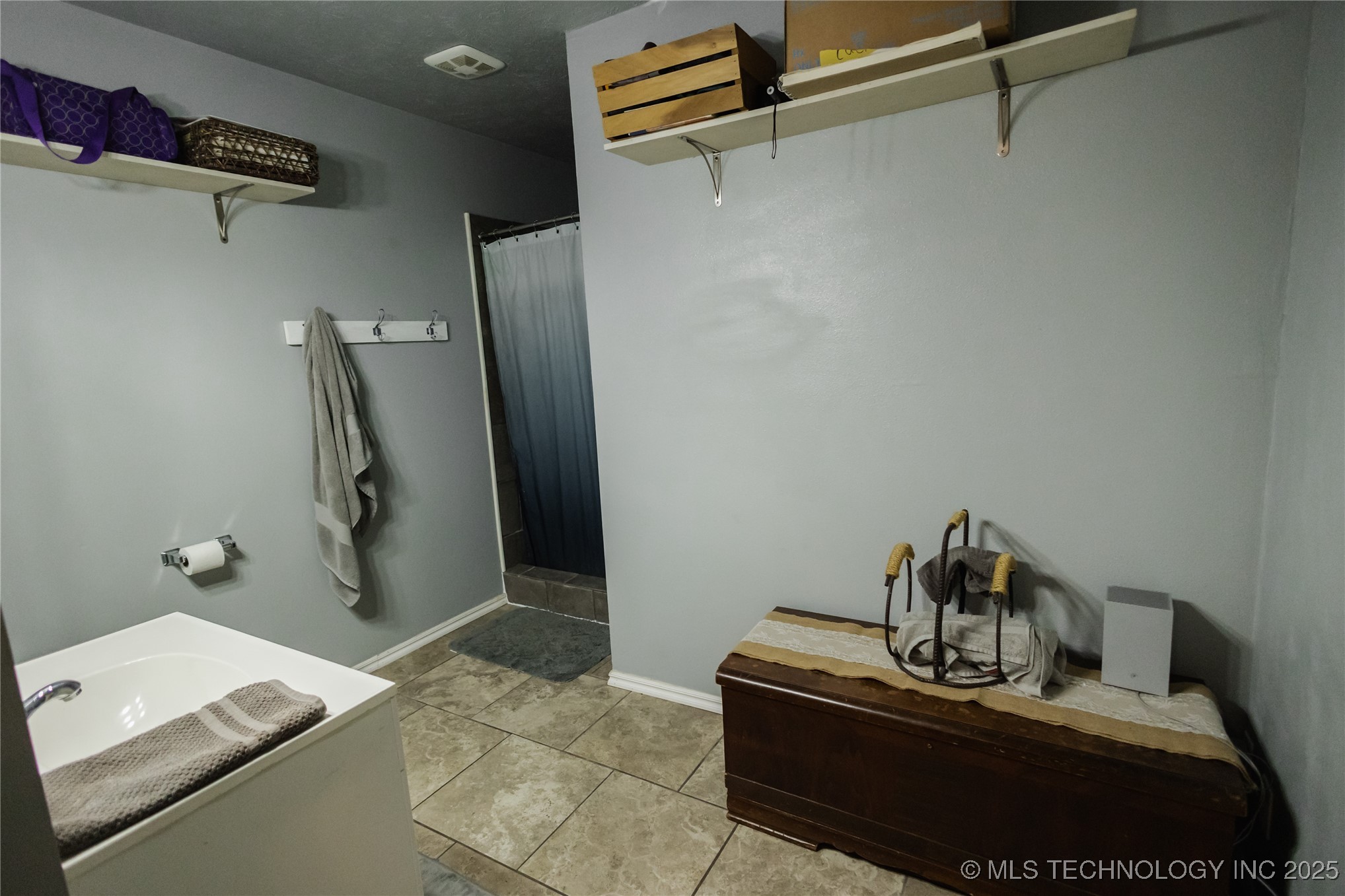 213 E Sunday Avenue Property Photo 20