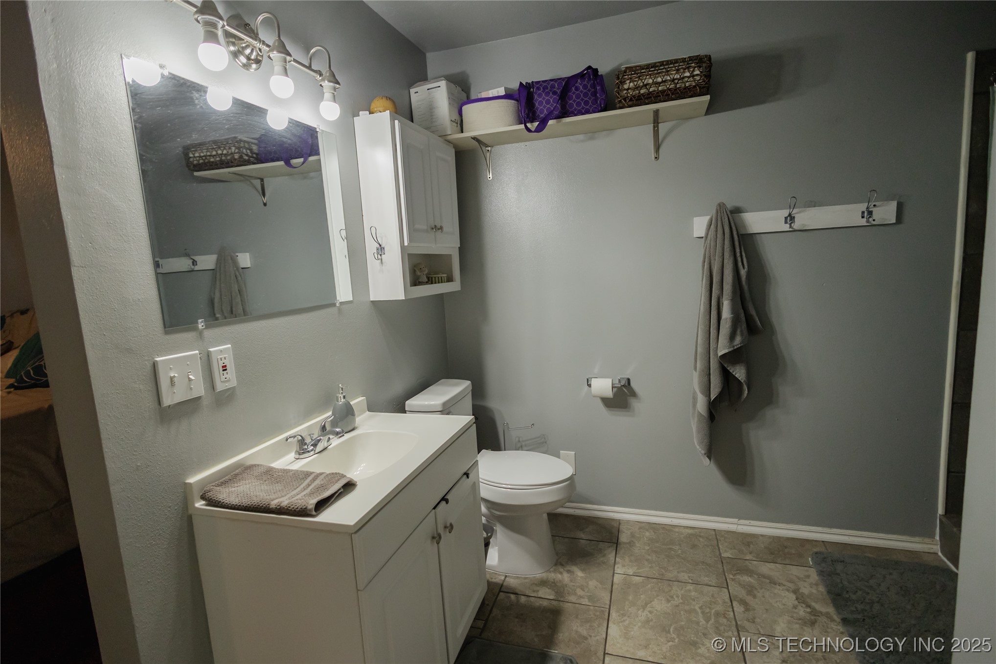 213 E Sunday Avenue Property Photo 21