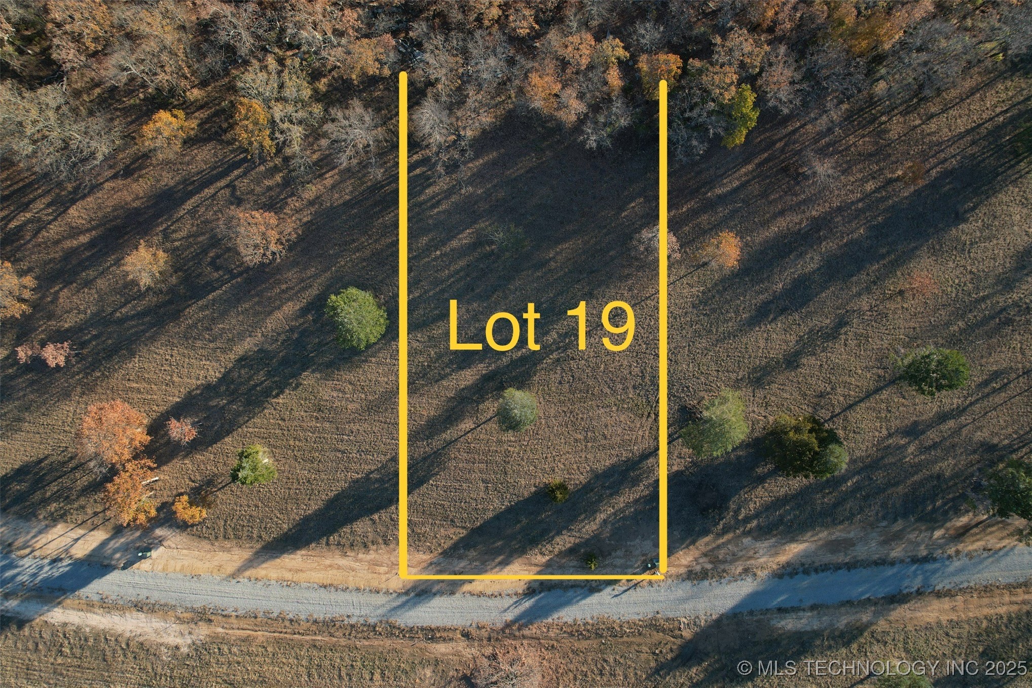 19 Kathy Lane Property Photo 2