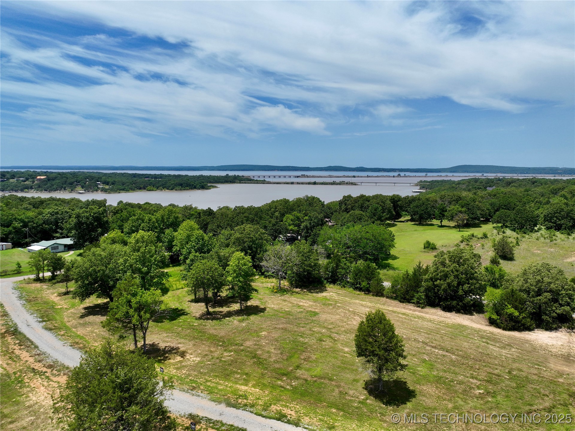 20 Kathy Lane Property Photo 41