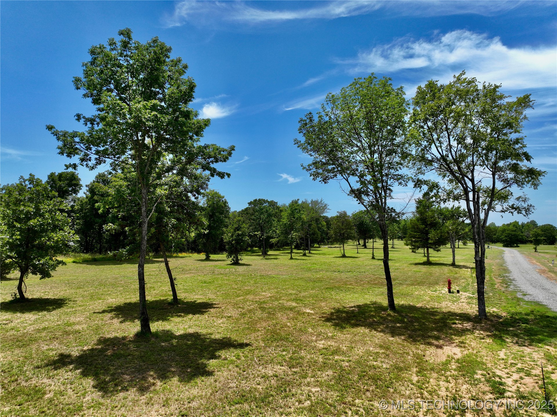 21 Kathy Lane Property Photo 17