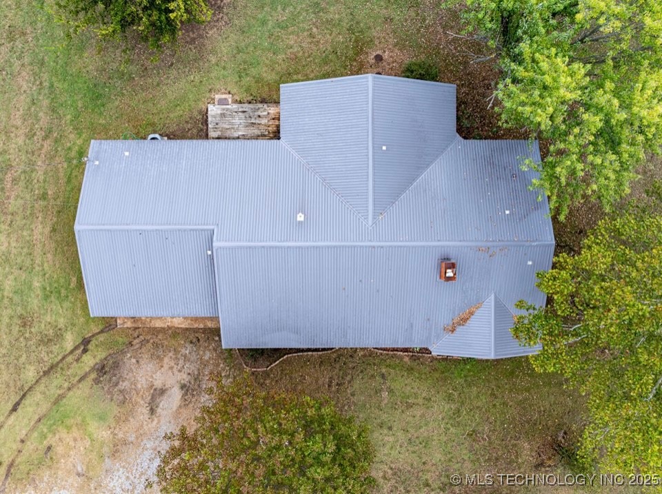 1977 Green Acres Property Photo 4