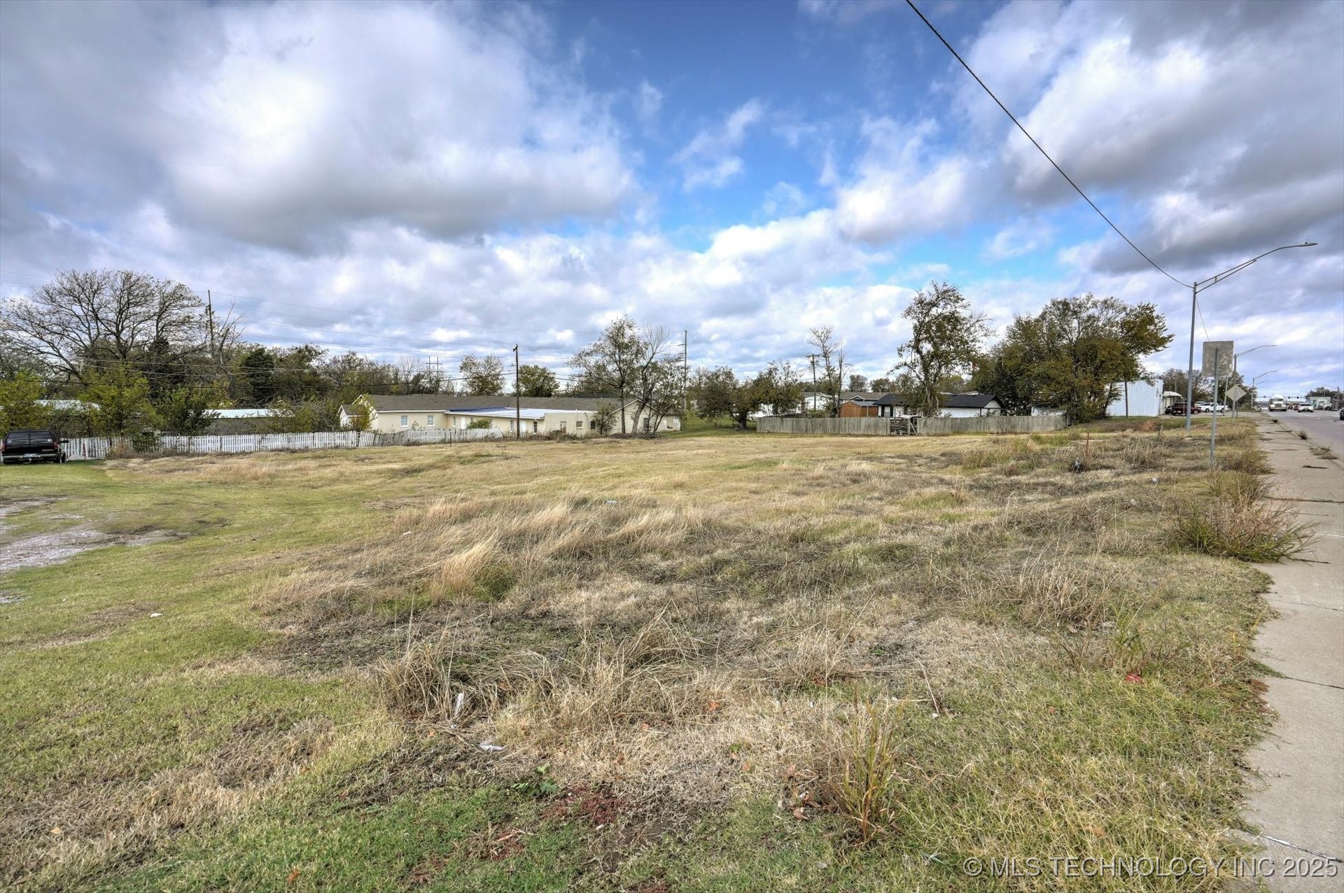 904 N 9th Street Property Photo 3