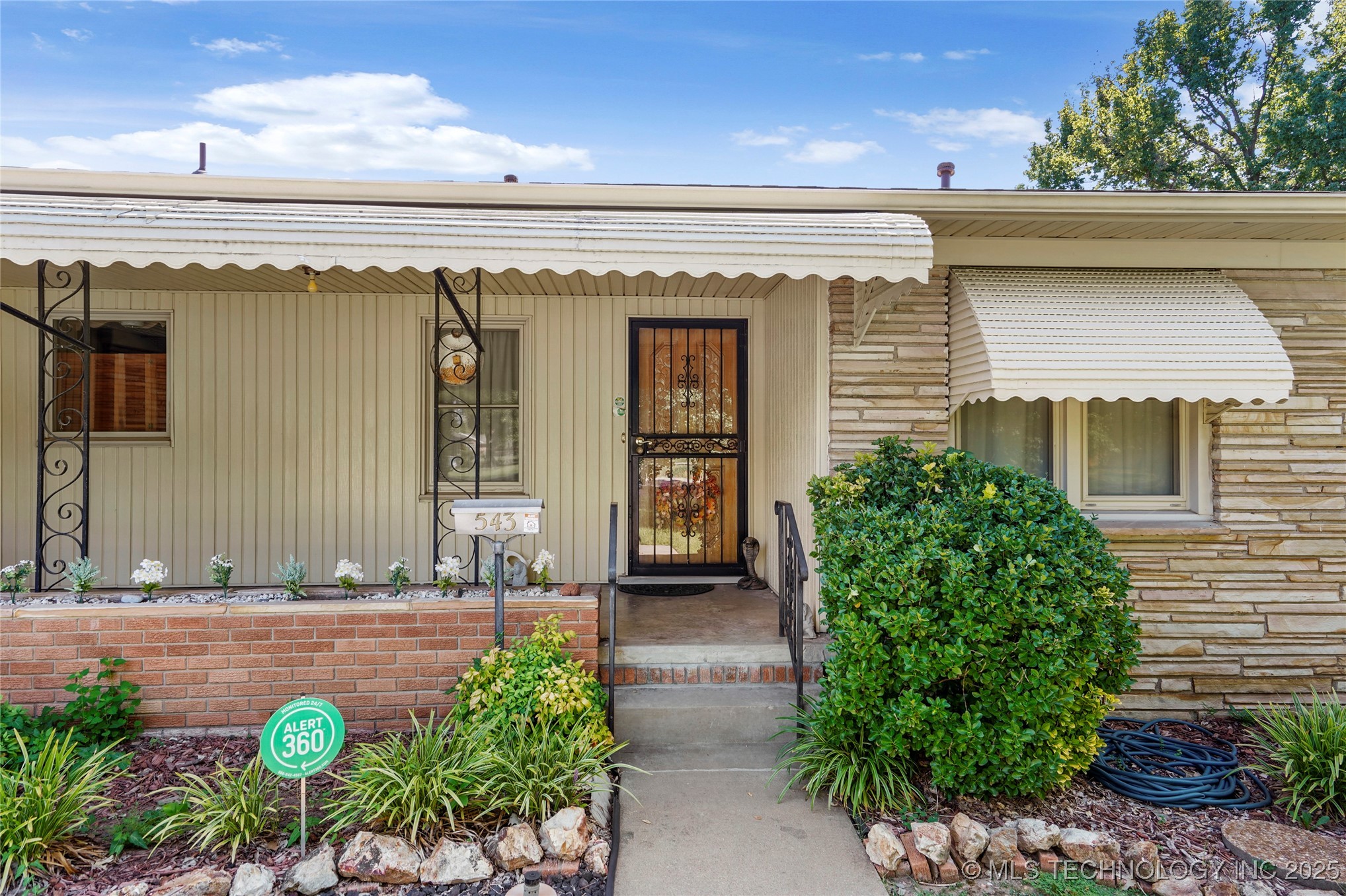 543 S 89th East Avenue Property Photo 6