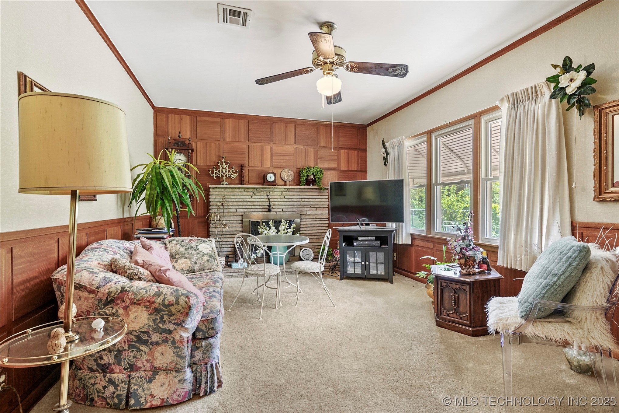 543 S 89th East Avenue Property Photo 13