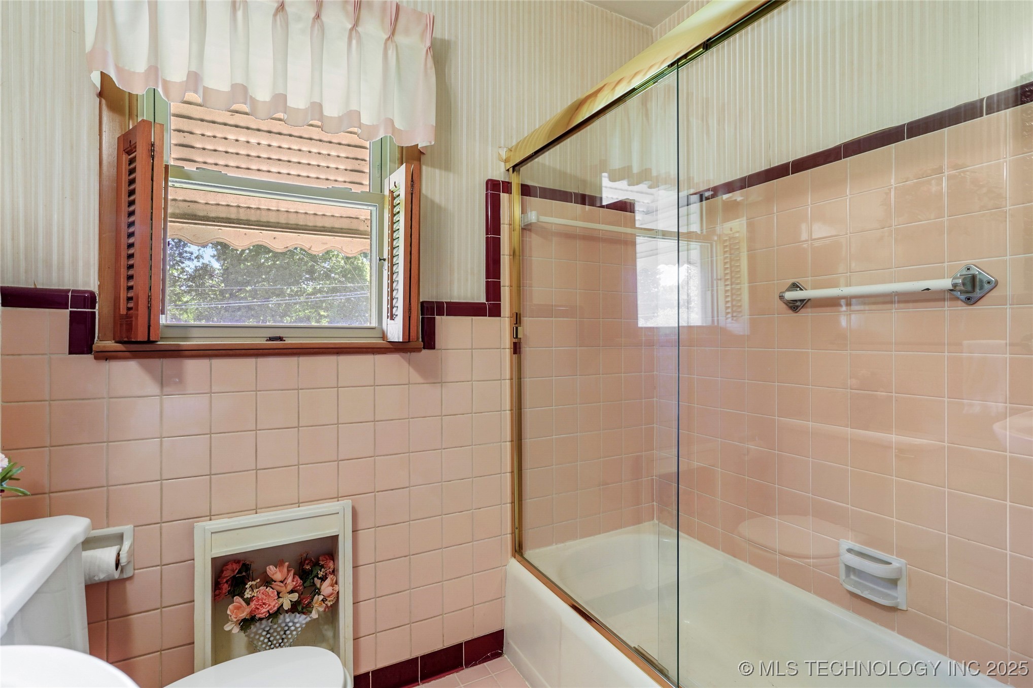 543 S 89th East Avenue Property Photo 25