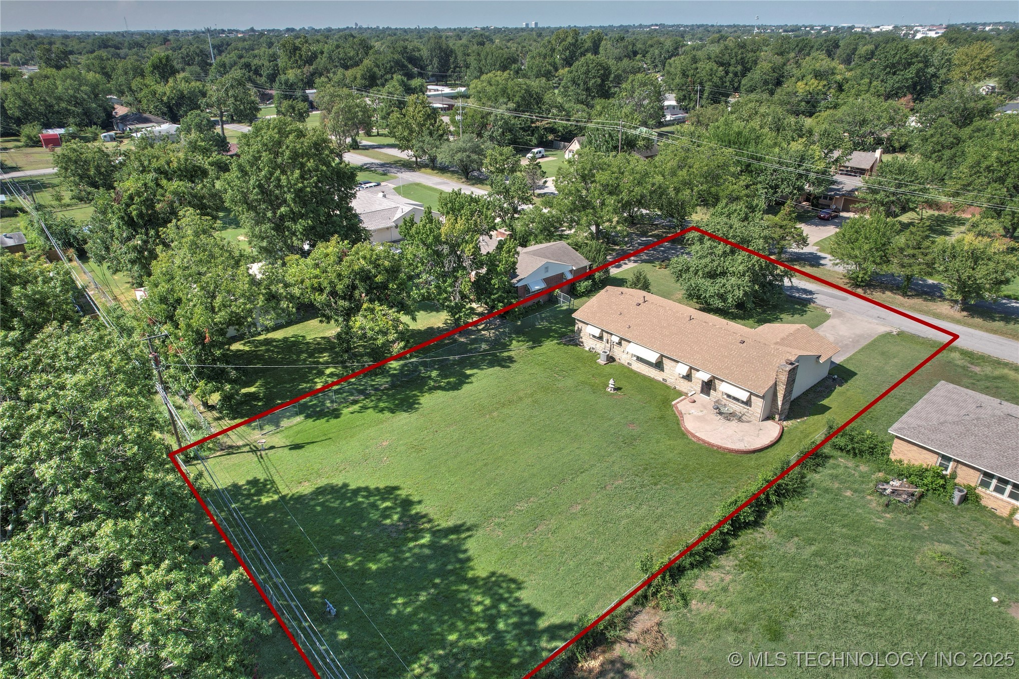 543 S 89th East Avenue Property Photo 36