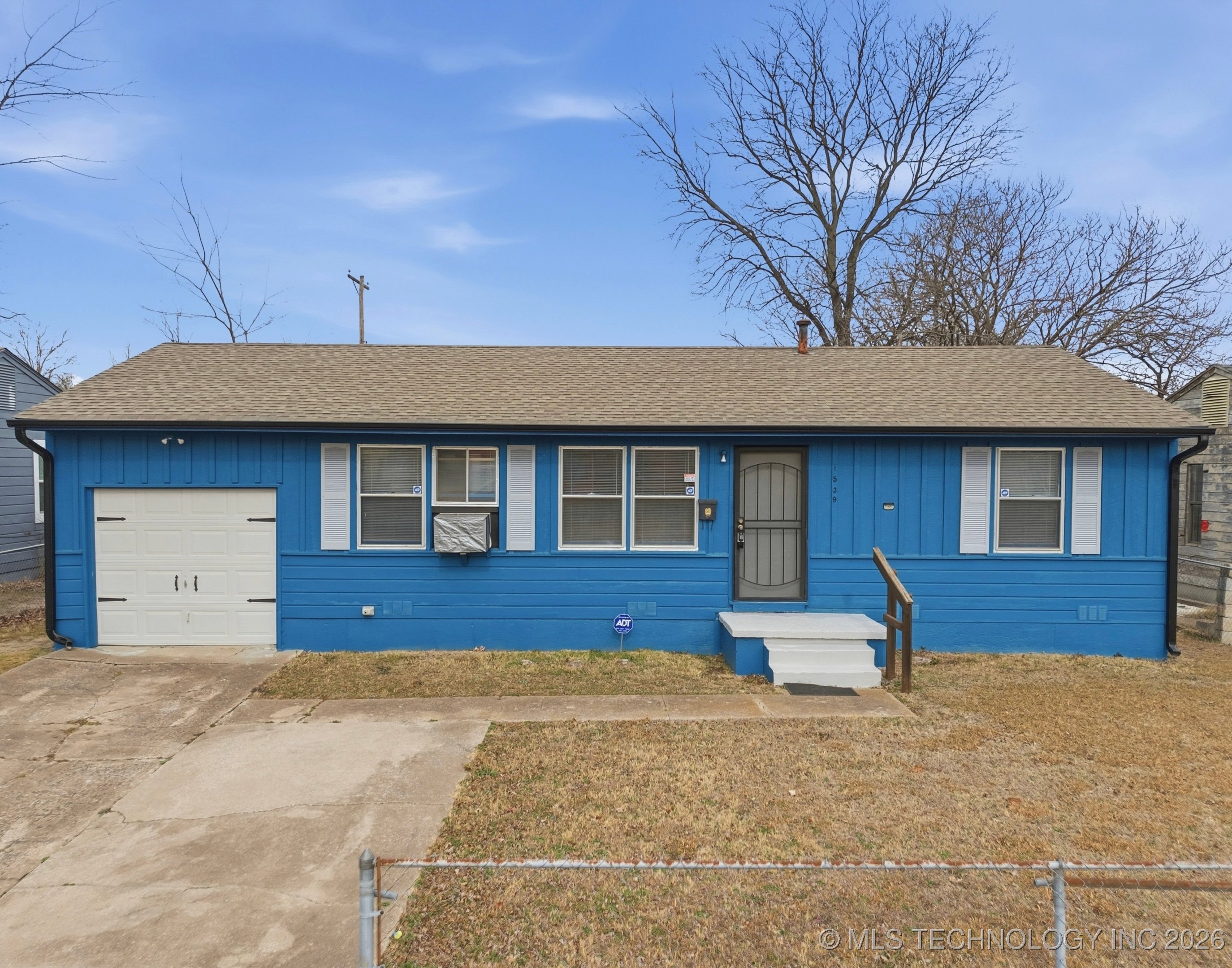 1539 E 53rd Street Property Photo 1