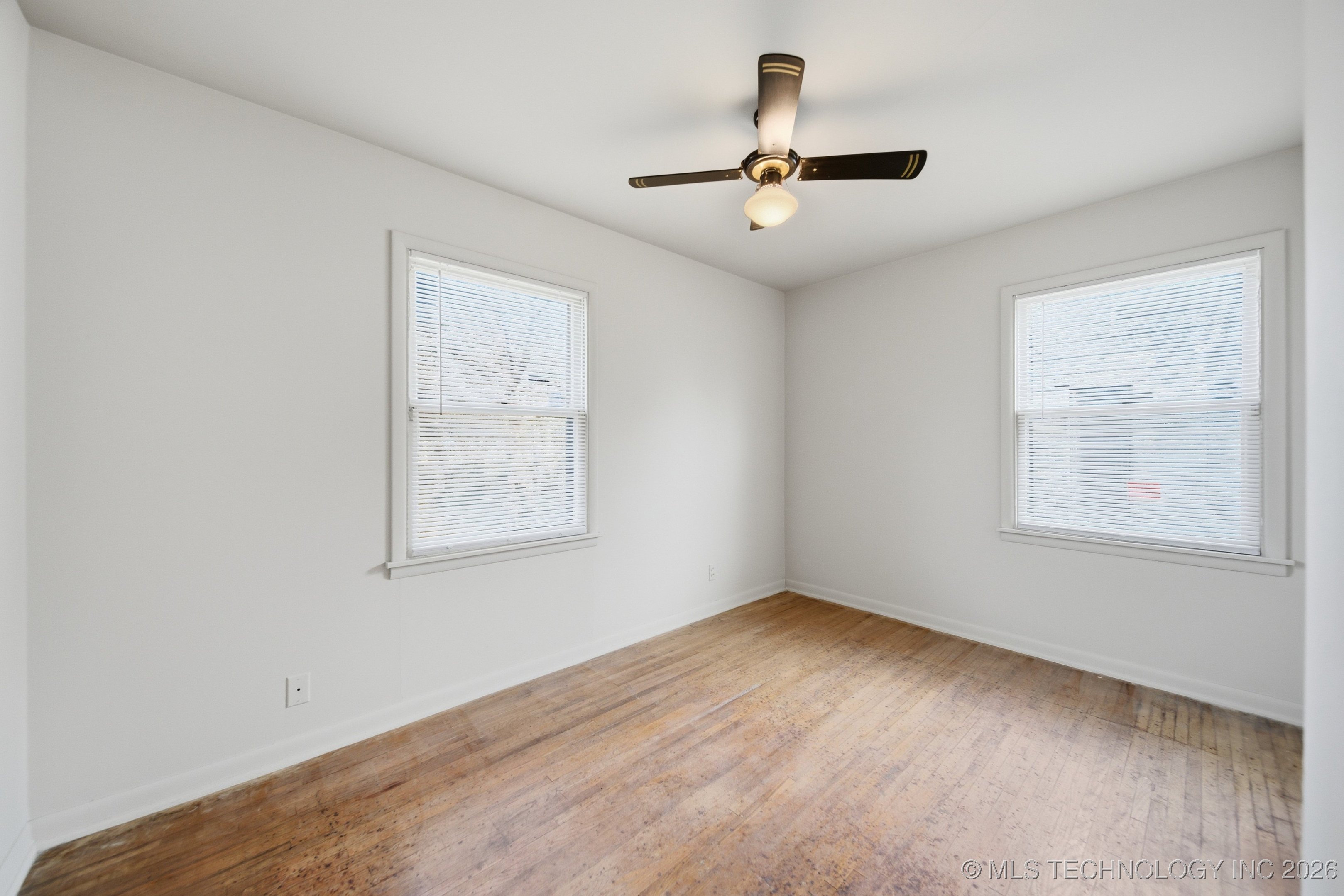 1539 E 53rd Street Property Photo 10