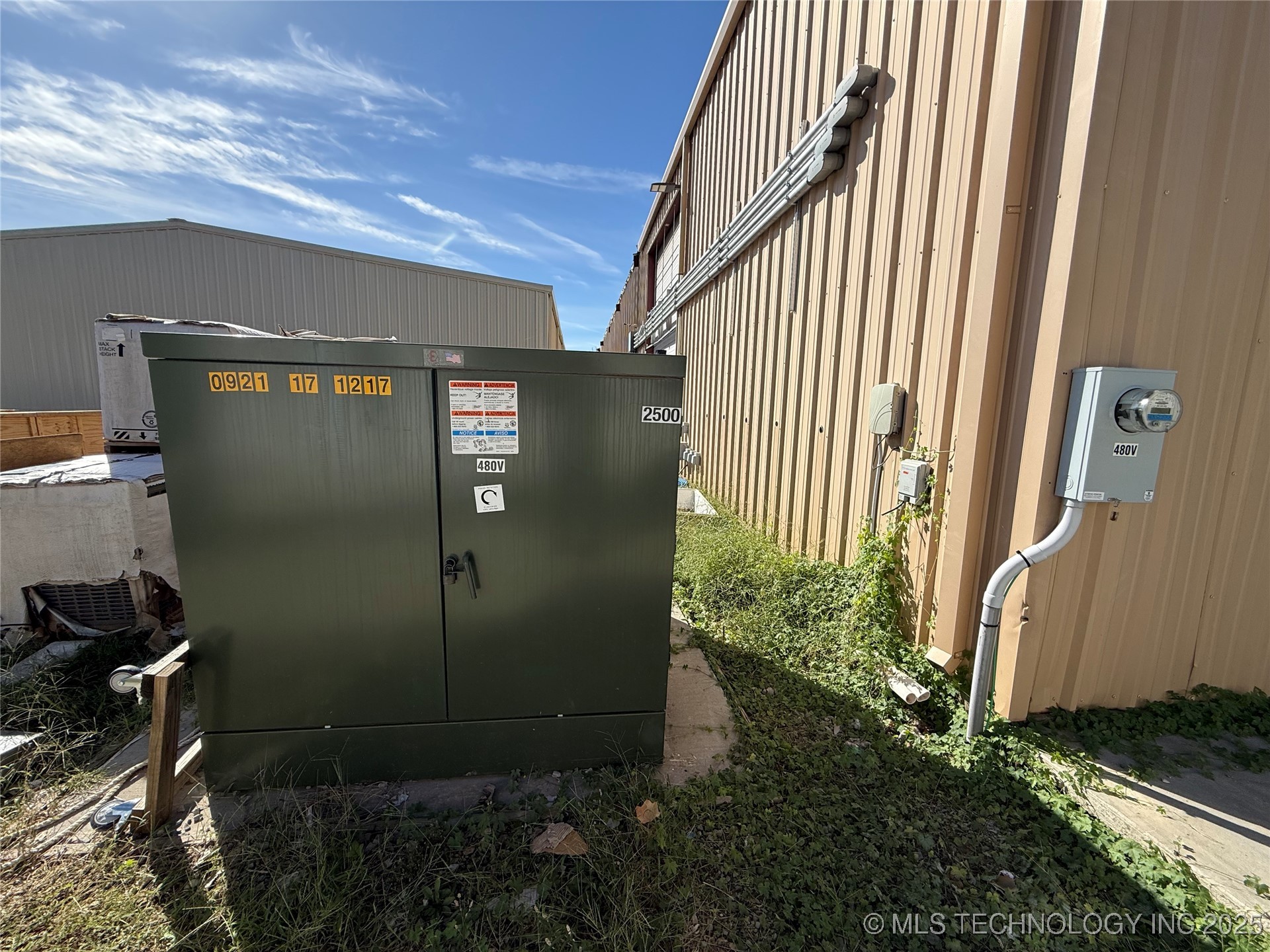 1001 E Central Avenue Property Photo 13