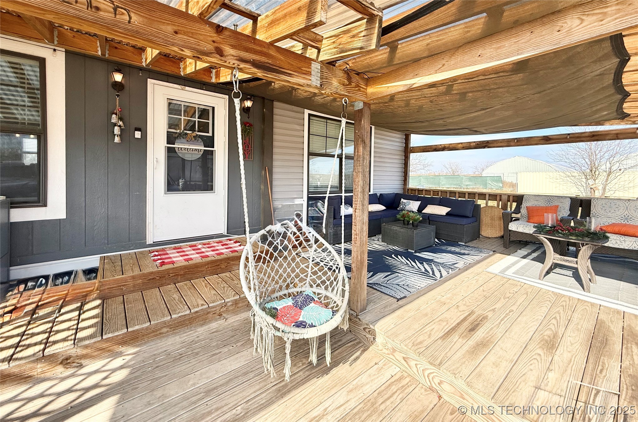 426550 E 250 Road Property Photo 2