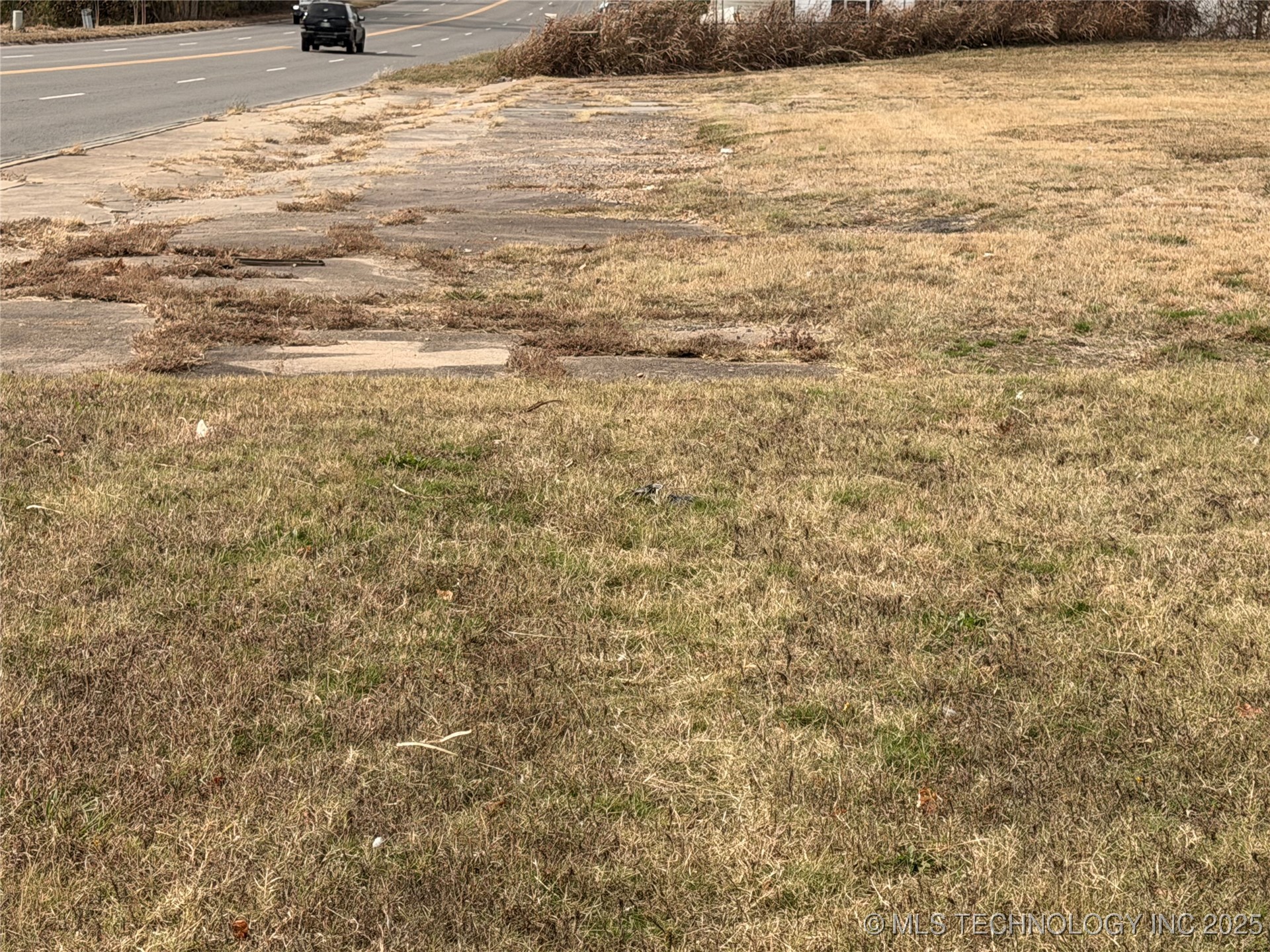 000 W Okmulgee Street Property Photo 2