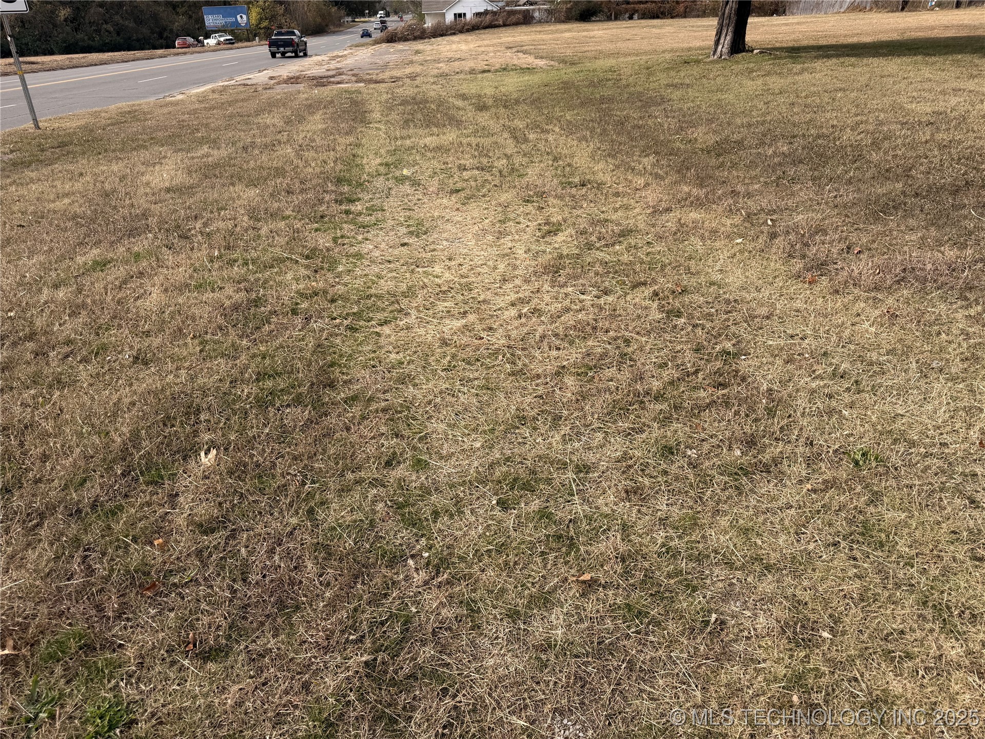 000 W Okmulgee Street Property Photo 3